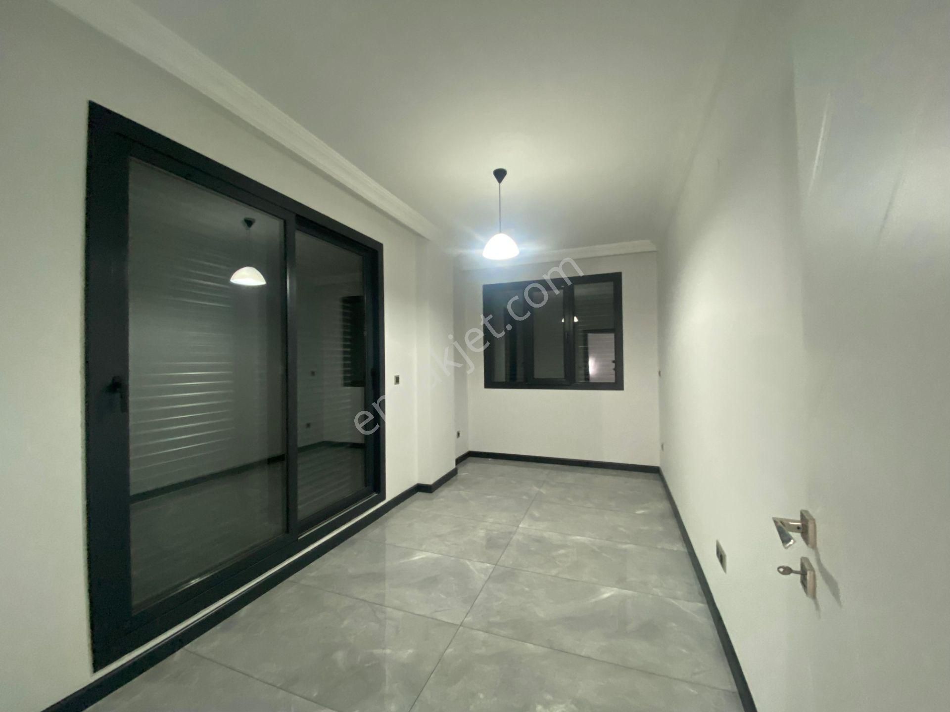 Didim Hisar Mahallesi'nde Havuzlu Site İçinde 3+1 Sıfır Villa - Görsel 16