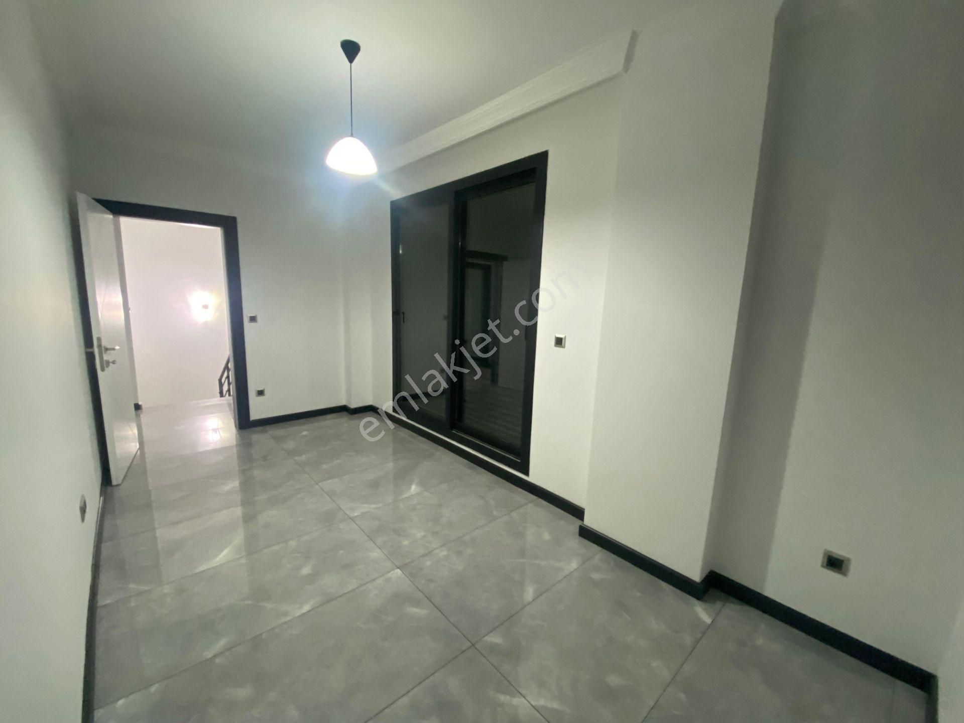 Didim Hisar Mahallesi'nde Havuzlu Site İçinde 3+1 Sıfır Villa - Görsel 15