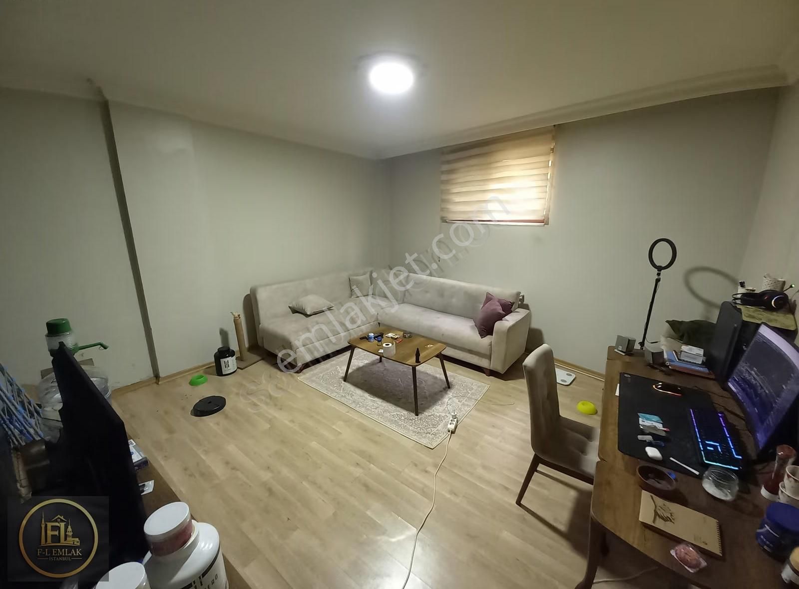 F-l Emlaktan Bulgurlu Metro Yakını 1+1 Eşyalı 26 Bintl Kiracılı