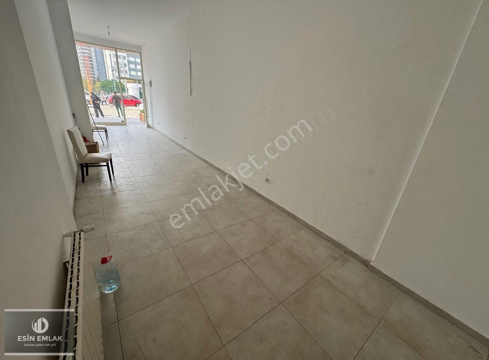 Bağdat Caddesinde Temiz Tabele Değeri Yüksek Kiralık Dükkan - Görsel 15