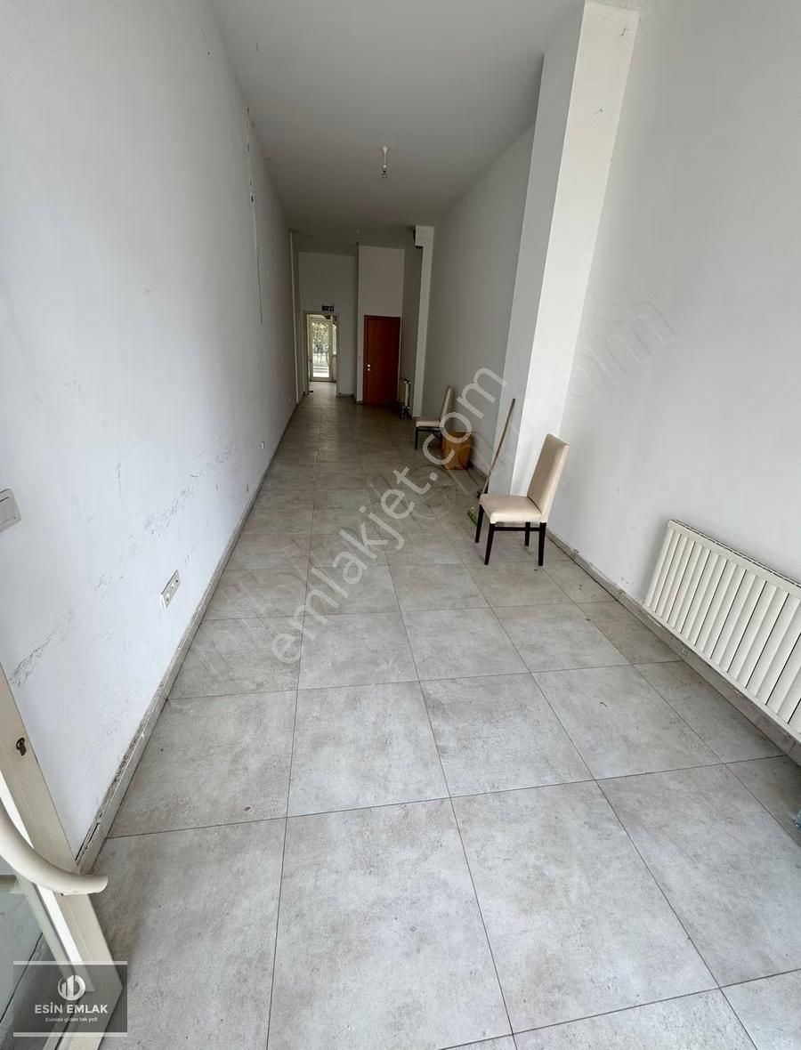 Bağdat Caddesinde Temiz Tabele Değeri Yüksek Kiralık Dükkan - Görsel 32