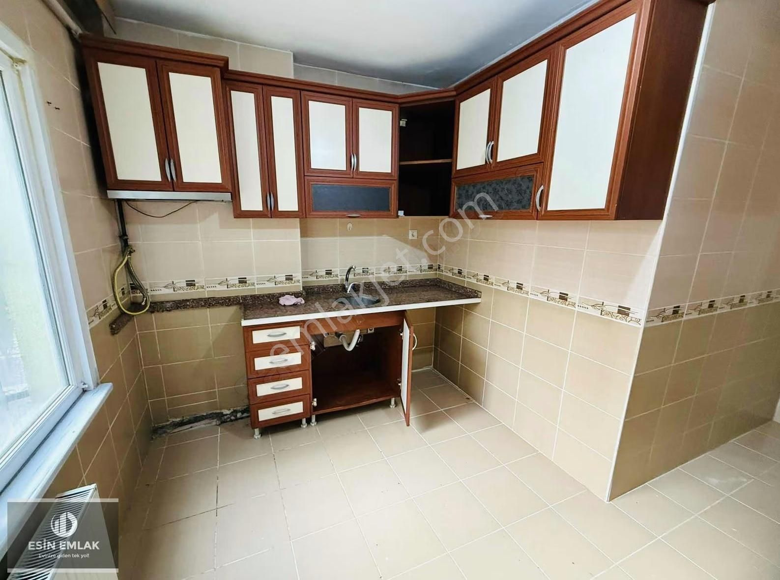 Kiralık 3+1 Merkezi Konumda - Görsel 4