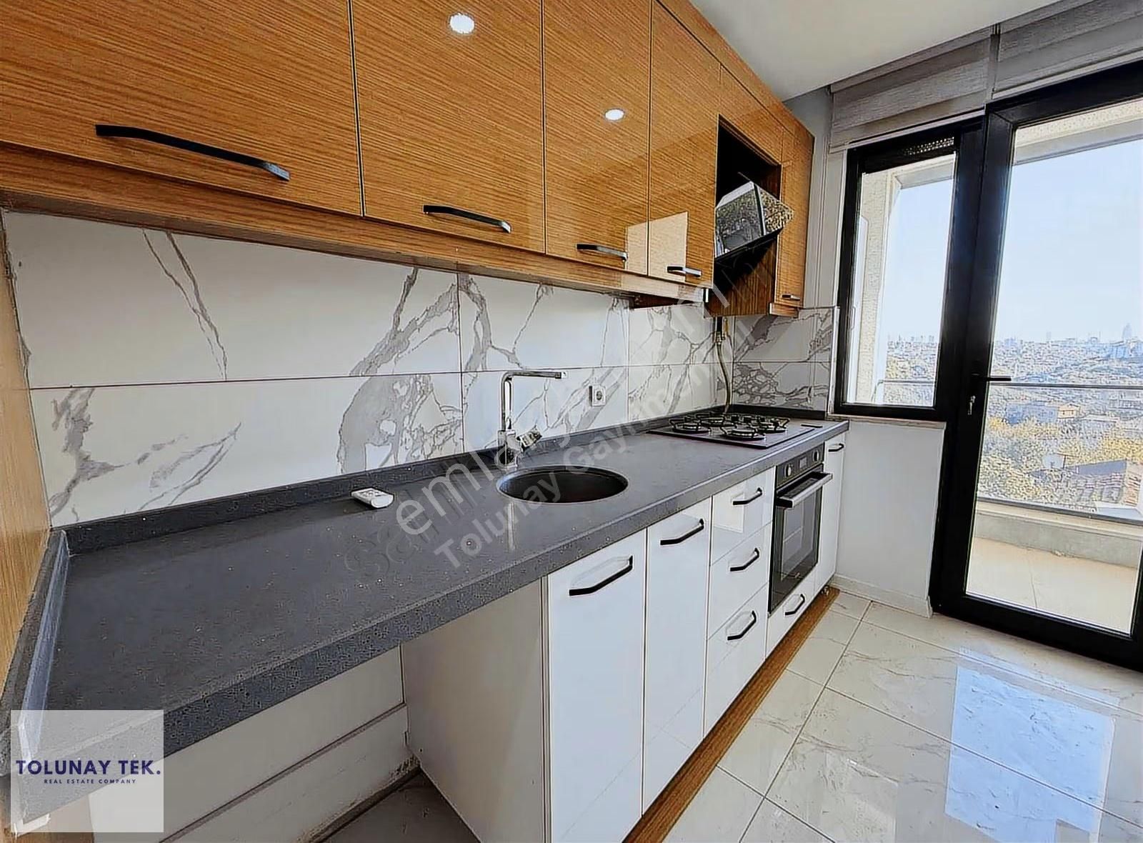 Çengelköy Bahçelievler 3+1 Yeni Binada Kapalı Otoparklı Kiralık - Görsel 15