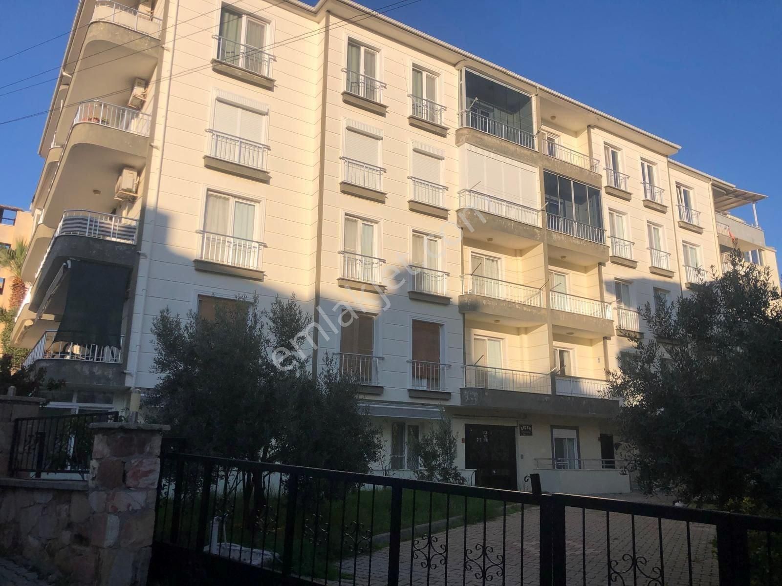 Ayvalık Sarımsaklı'da 3+1 Eşyasız Kiralık Daire - Görsel 14