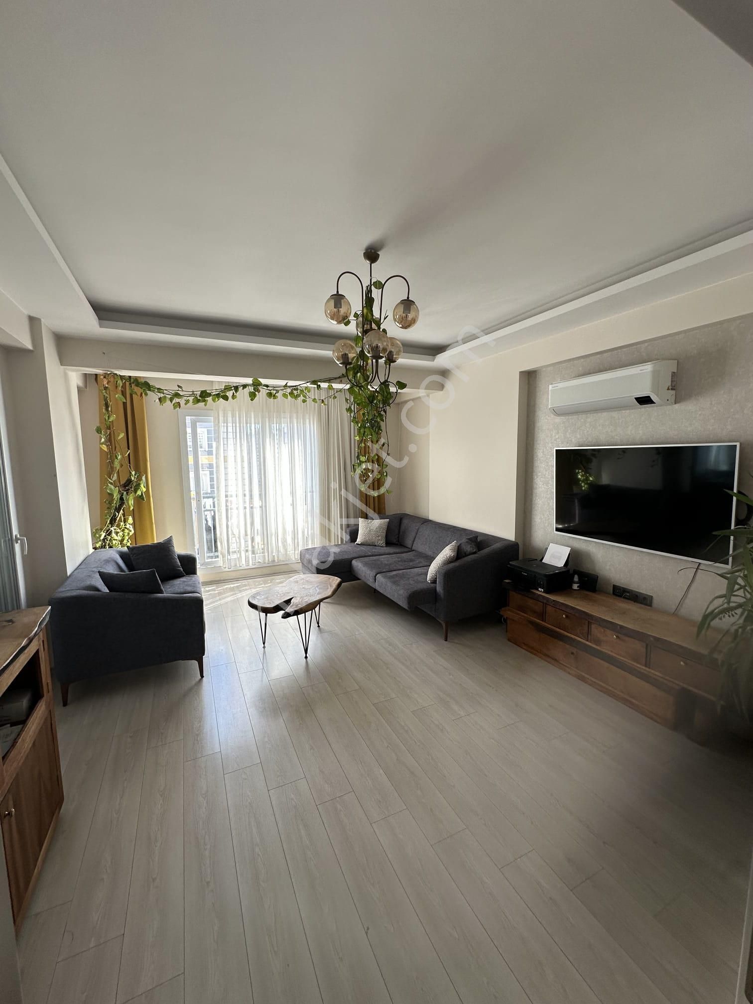 Ergünden Akdeniz'de Site İçi Kiralık Doğalgazlı 2+1 Ayrımutfak