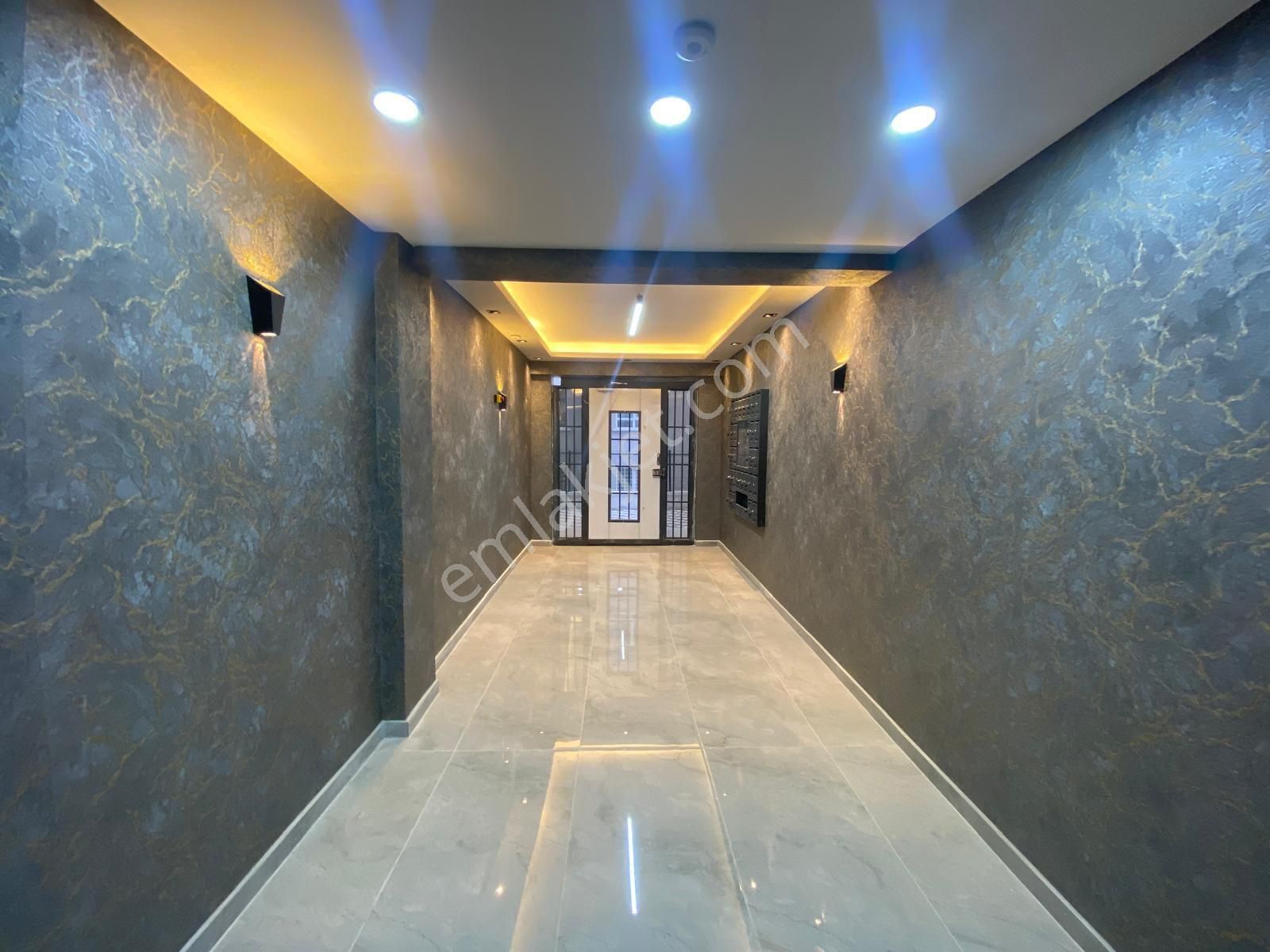 Marka Emlak'tan Ferudun Çelık Mahalesınde 6.katta 3+1 Ebeveyn Banyolu - Görsel 2