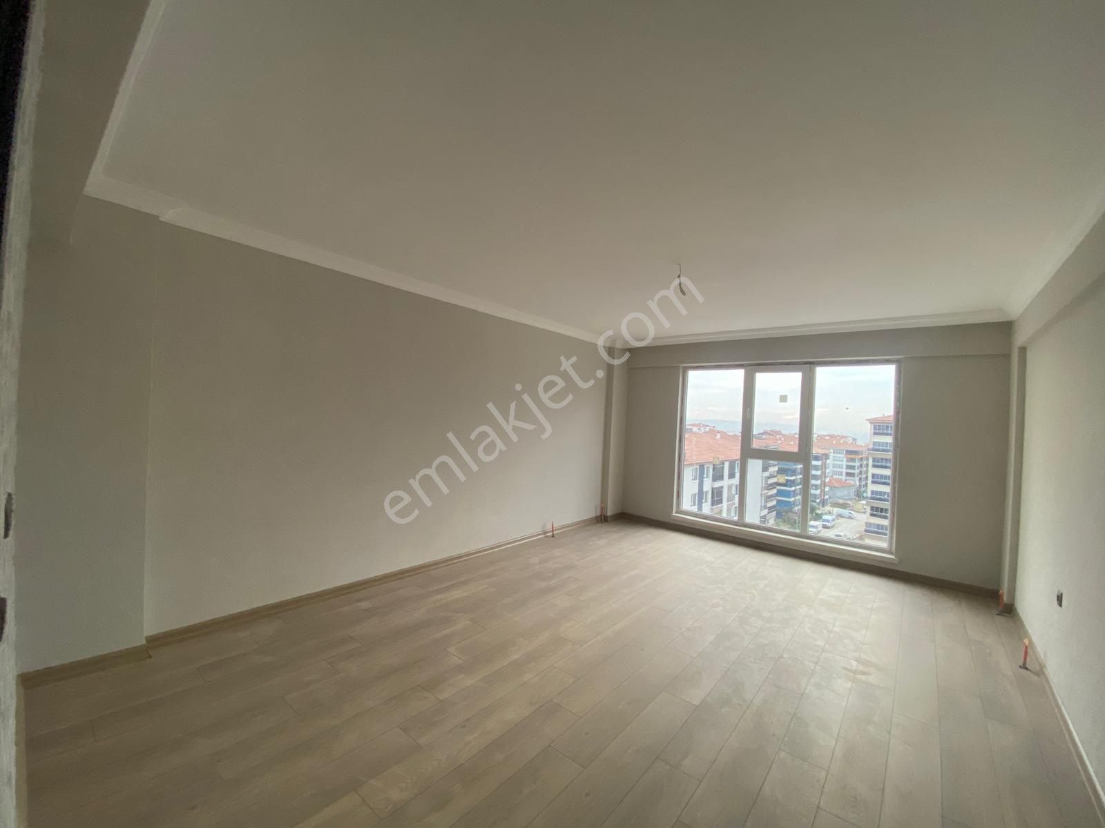 Marka Emlak'tan Ferudun Çelık Mahalesınde 6.katta 3+1 Ebeveyn Banyolu - Görsel 6