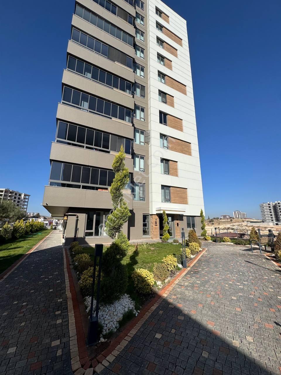 15 Temmuzun Prestijli Sitesinde Sıfır 4,5+1 Fırsat Daire - Görsel 4