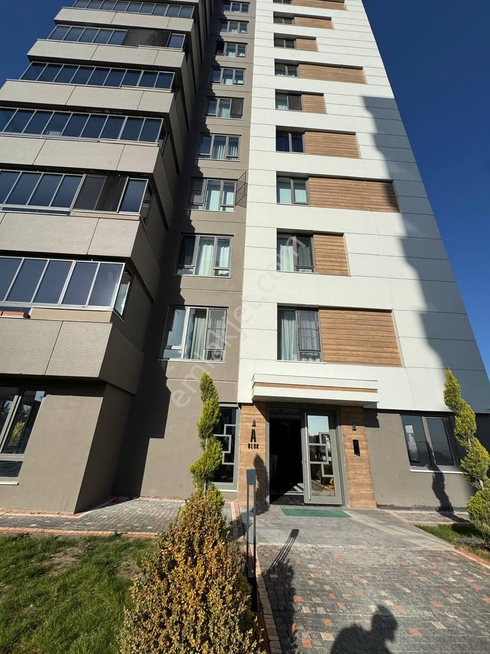 15 Temmuzun Prestijli Sitesinde Sıfır 4,5+1 Fırsat Daire - Görsel 5