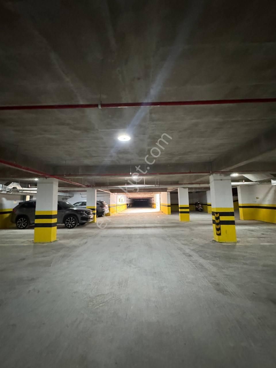 15 Temmuzun Prestijli Sitesinde Sıfır 4,5+1 Fırsat Daire - Görsel 34