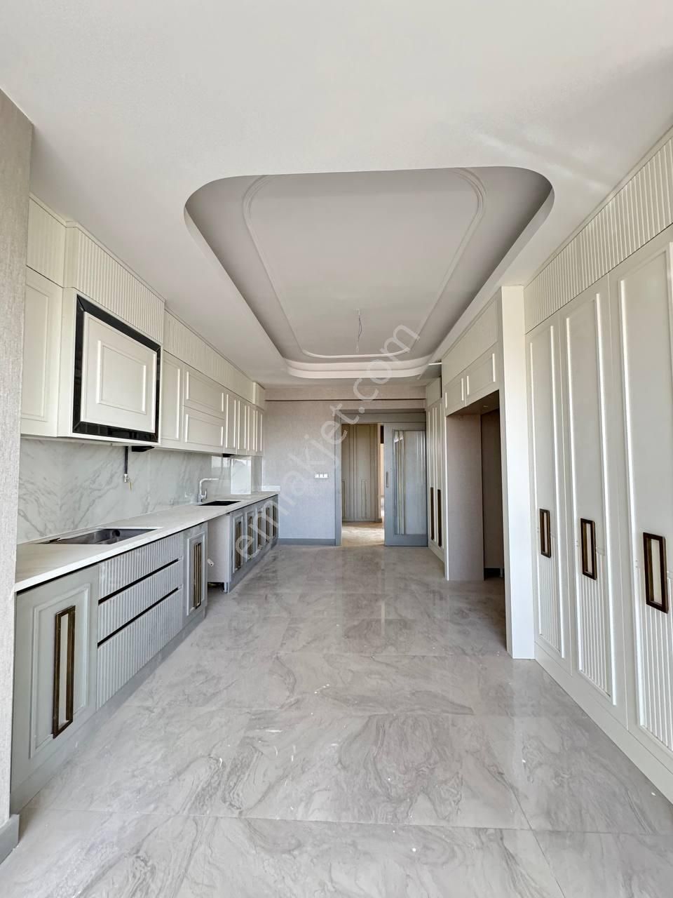 15 Temmuzun Prestijli Sitesinde Sıfır 4,5+1 Fırsat Daire - Görsel 2