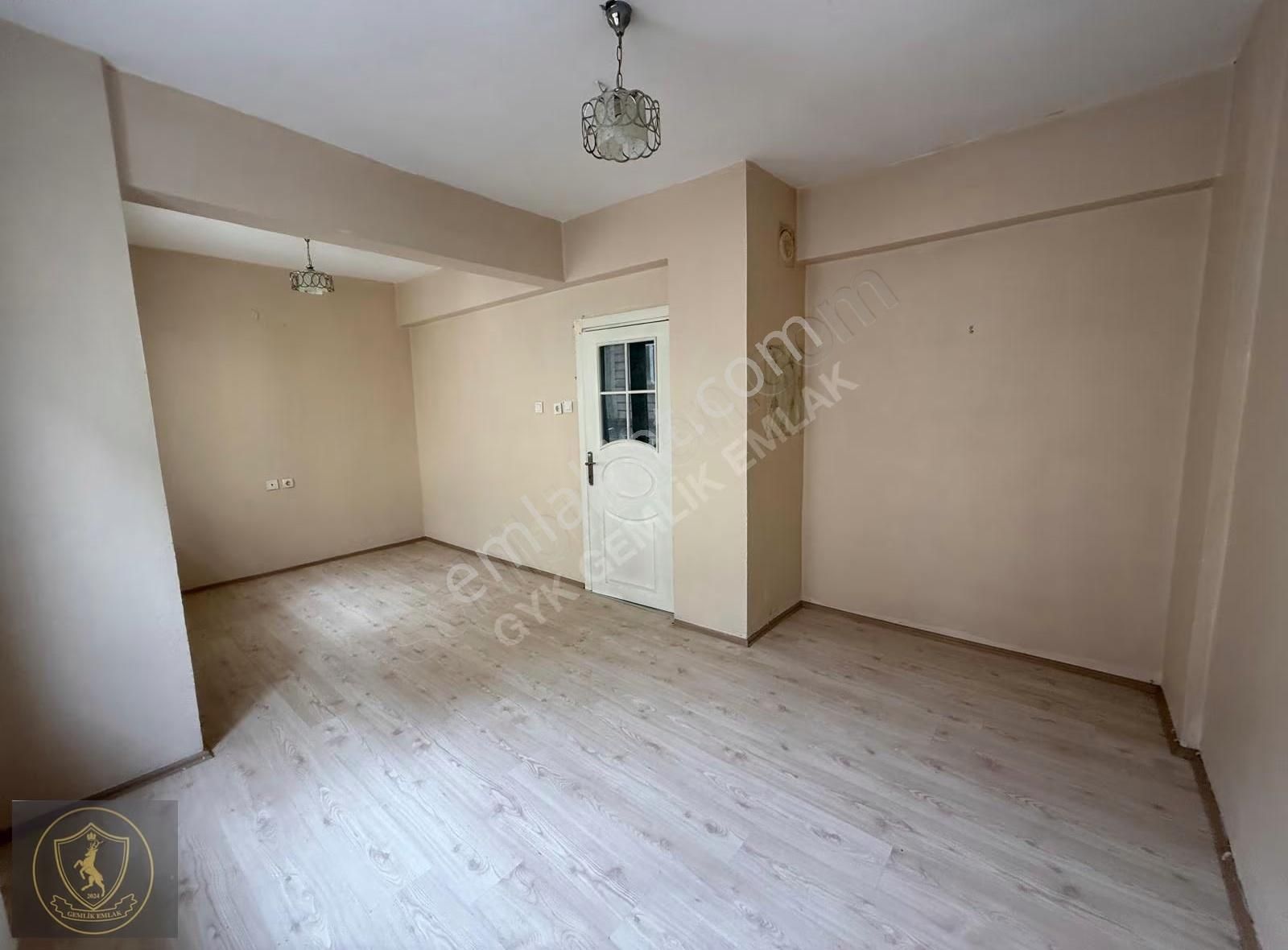 Gemlik Emlaktan Satılık 2+1 Çınar İlkokulu Civarı Masrafsız - Görsel 20