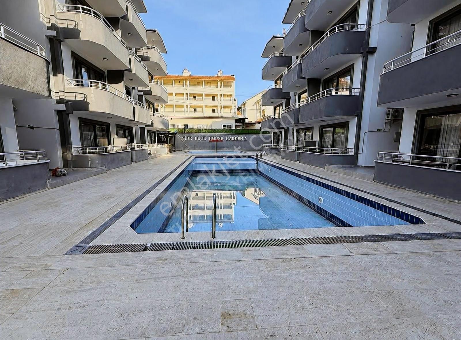 Sidede Satılık Ful Eşyalı Havuzlu Daire