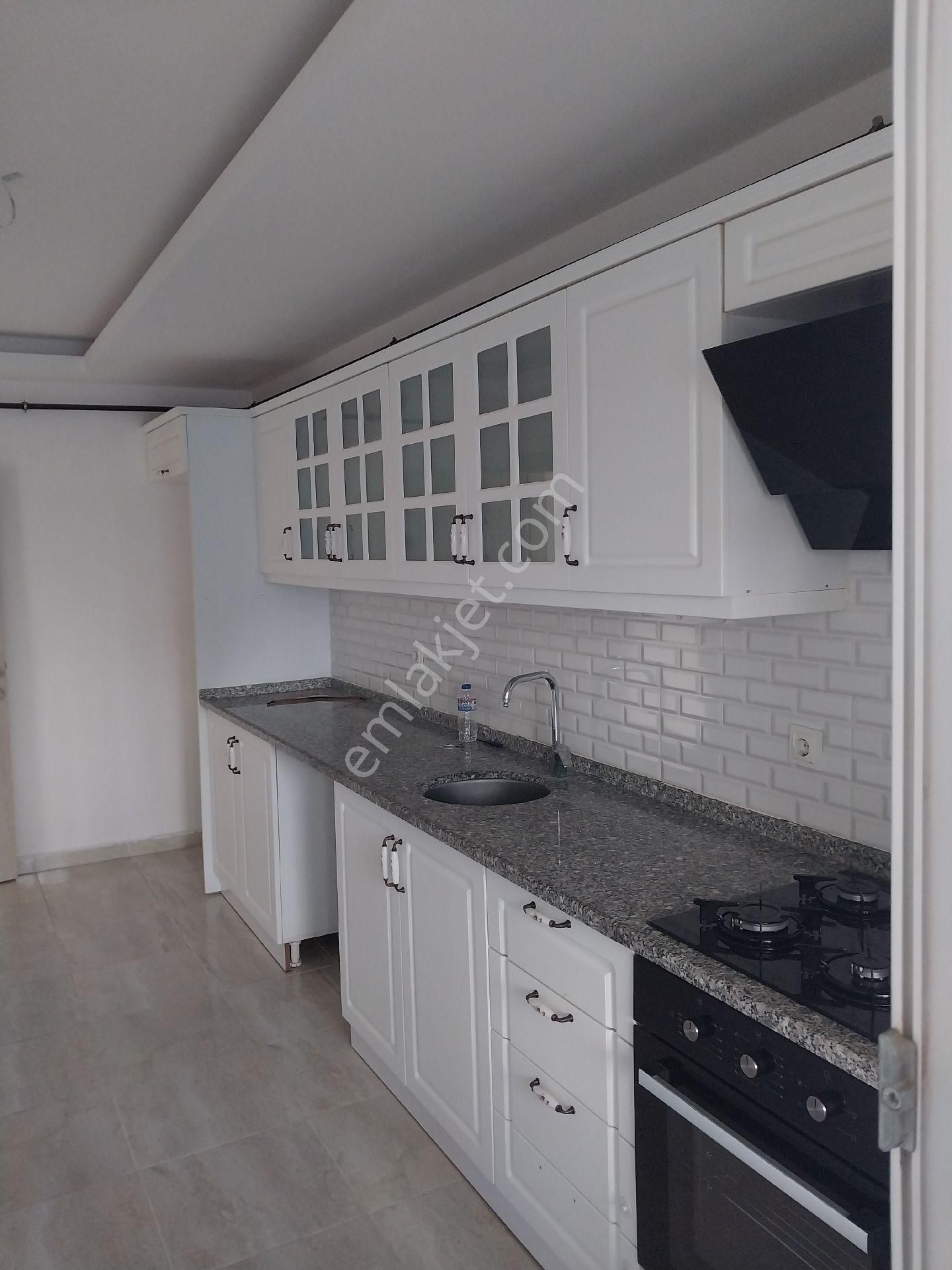 Tekirdağ Süleymanpaşa Gayrimenkulden Kiralık Daire Yüzyıl Mah 3+1giris Kat - Görsel 3