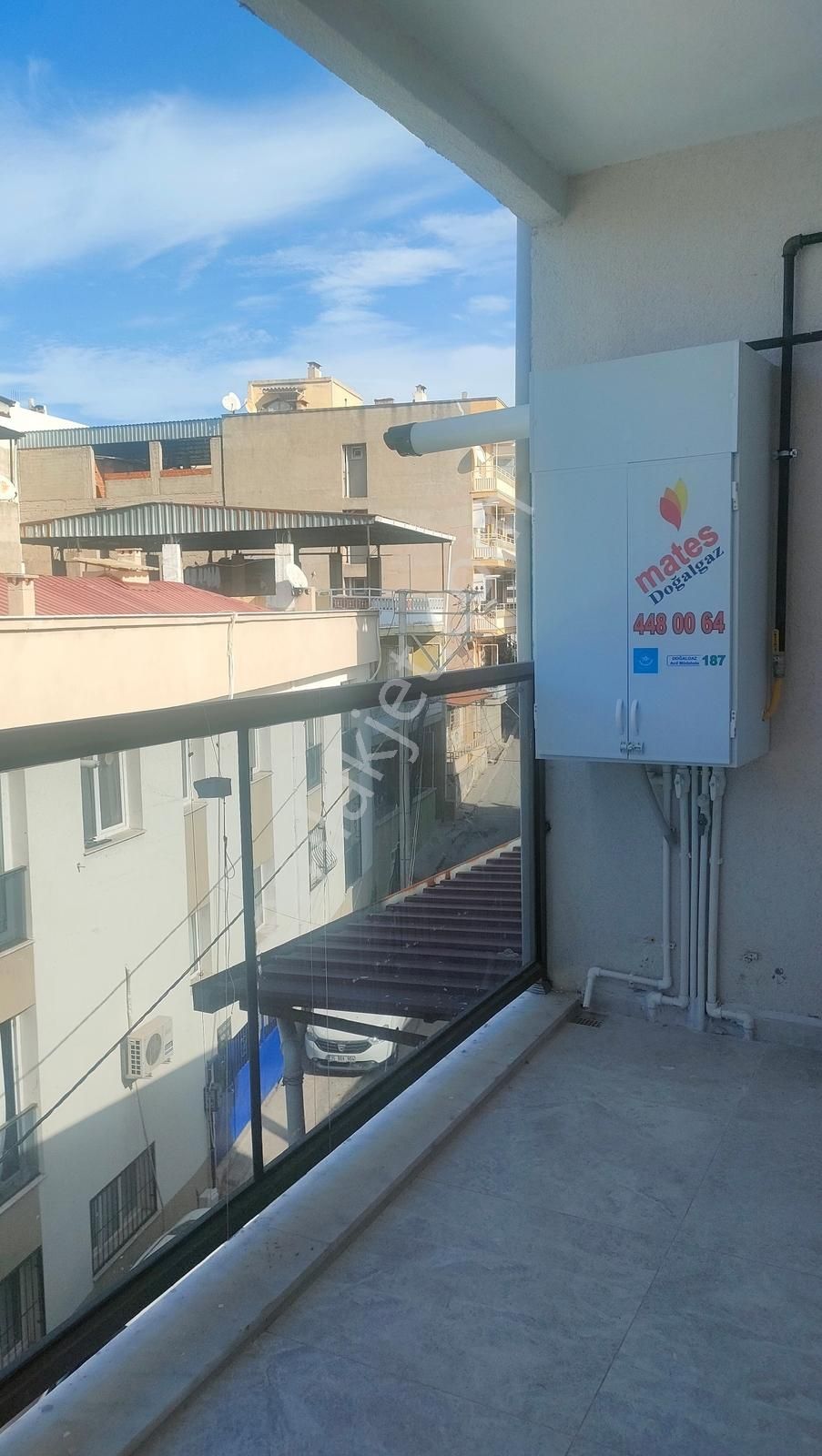 İzmir Buca'da Kiralık Yeni Bakımlı 2+1 Daire - Görsel 16