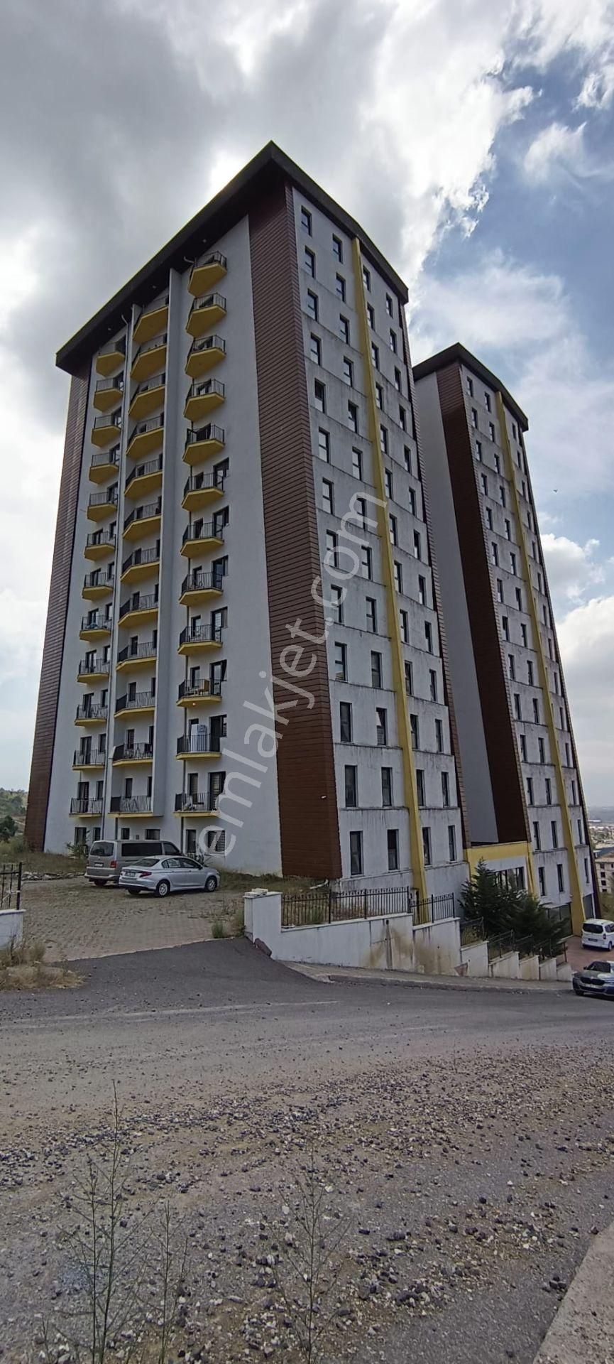 Fuzulev,eminevim,birevime Uygun Full Eşyalı 1+1 Satılık Daire - Görsel 15