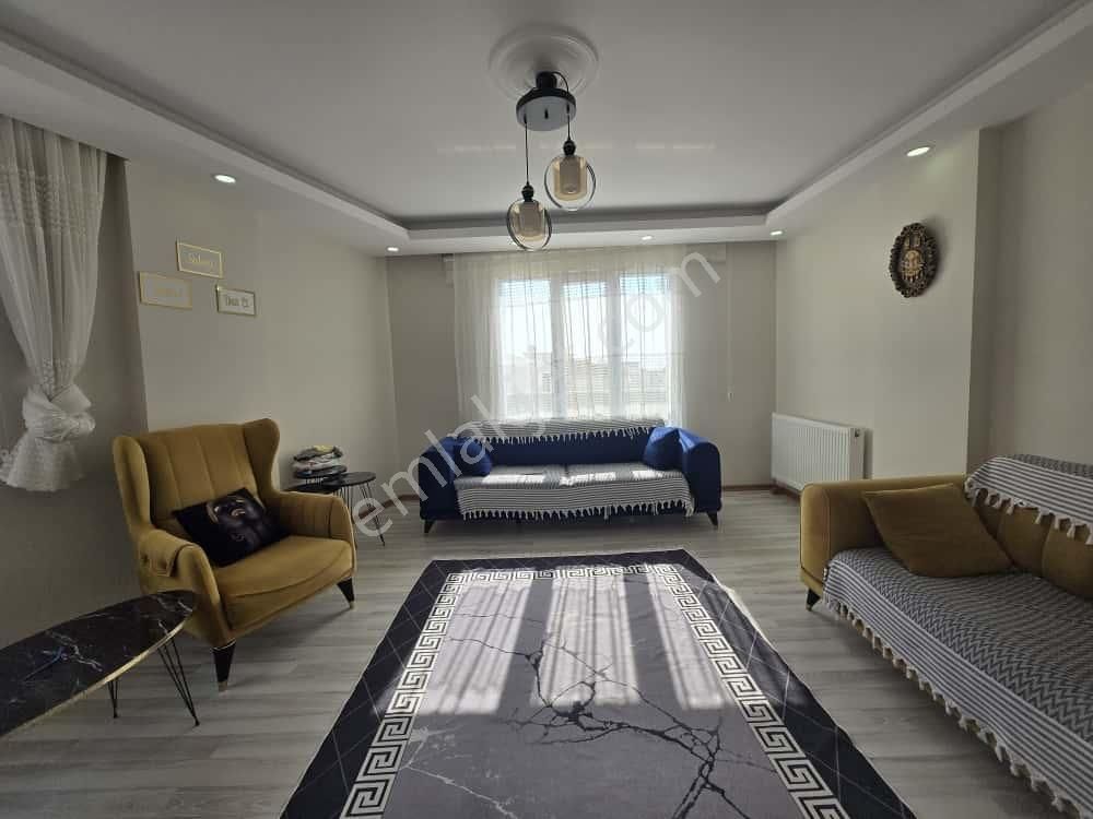 Valleyden Havuzlar Mah. Ferah Ve Kullanışlı 2+1 Satılık Daire! - Görsel 4