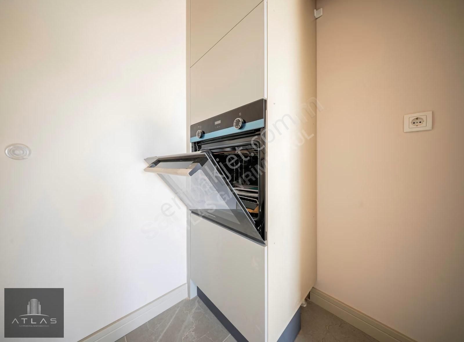 Atlas'tan, Sosyal Tesisli Sitede, Sıfır, 3+1, 125m2, K.otoparklı - Görsel 5