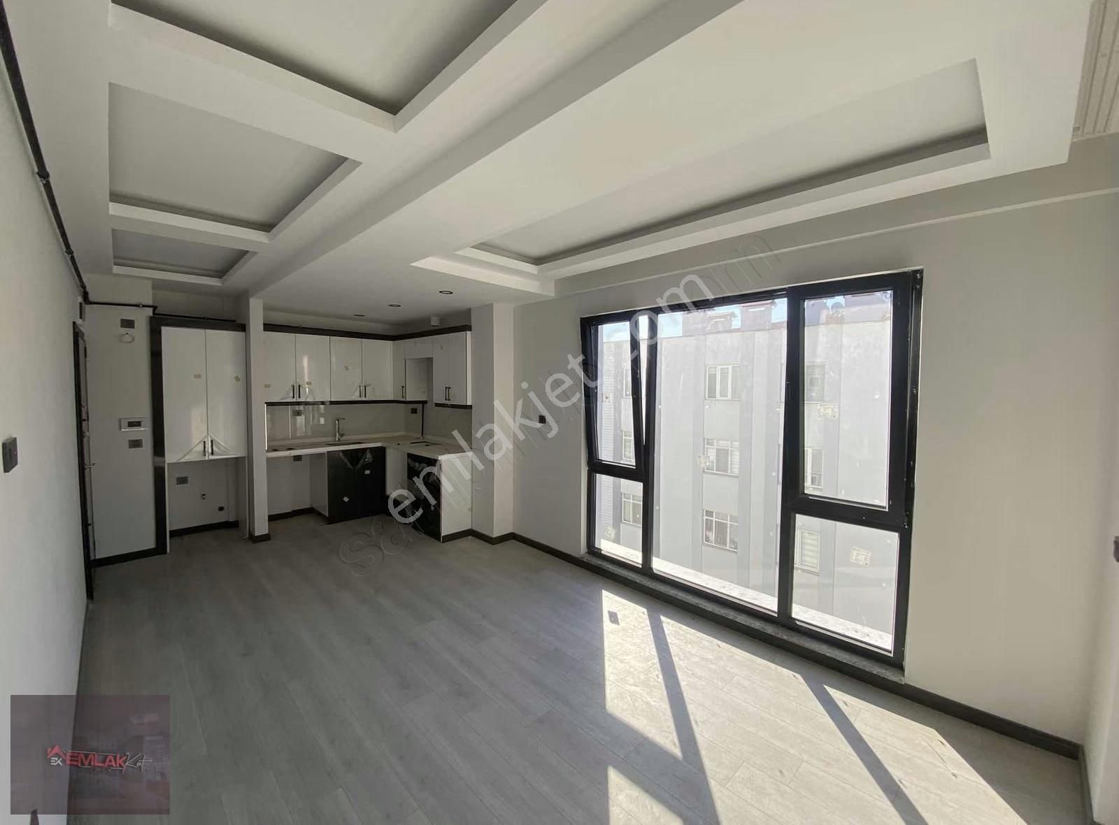 Emlakken'ten Ana Yola Sahile Yürüme Mesafe Cam Balkonlı 1+1 - Görsel 5