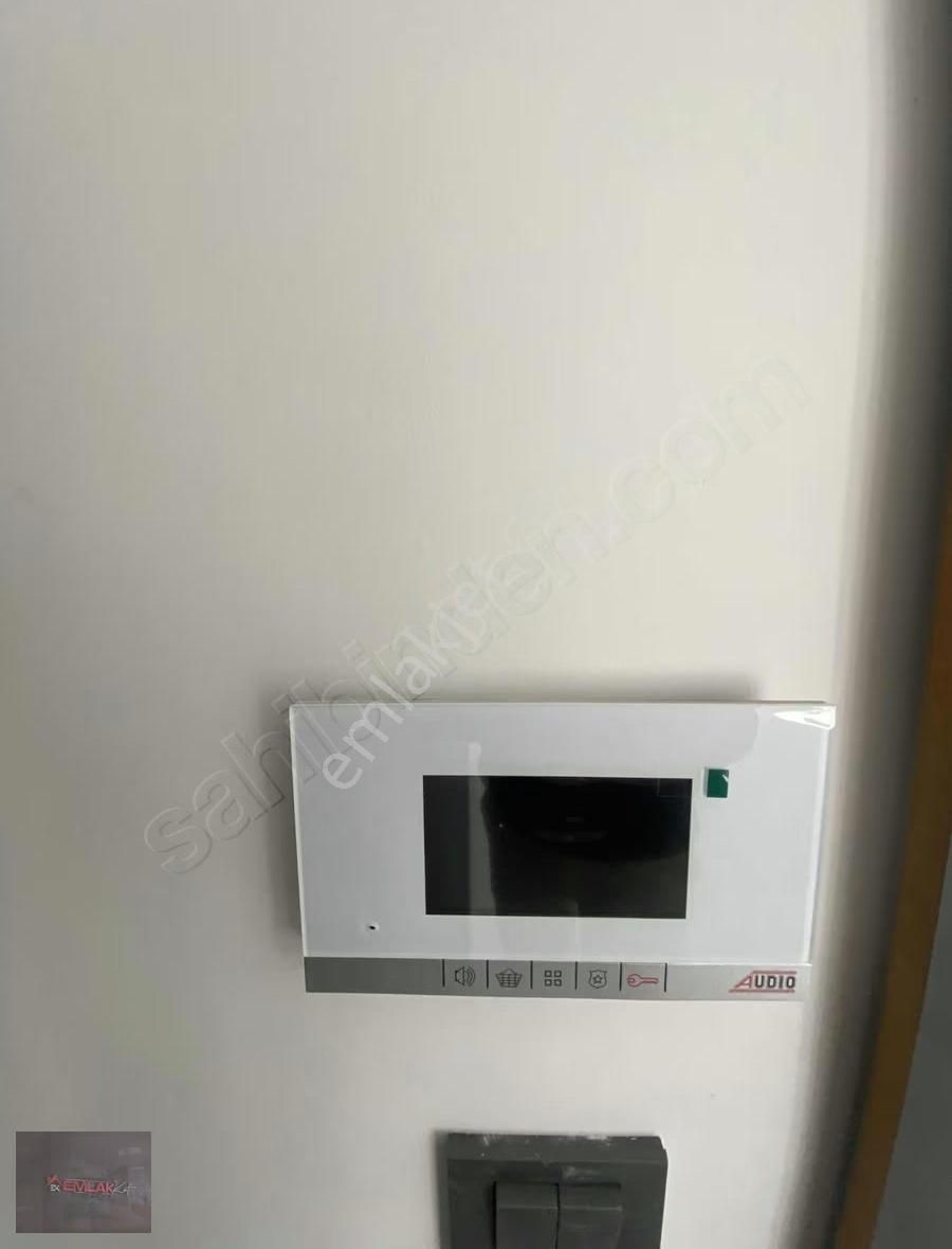 Emlakken'ten Ana Yola Sahile Yürüme Mesafe Cam Balkonlı 1+1 - Görsel 14