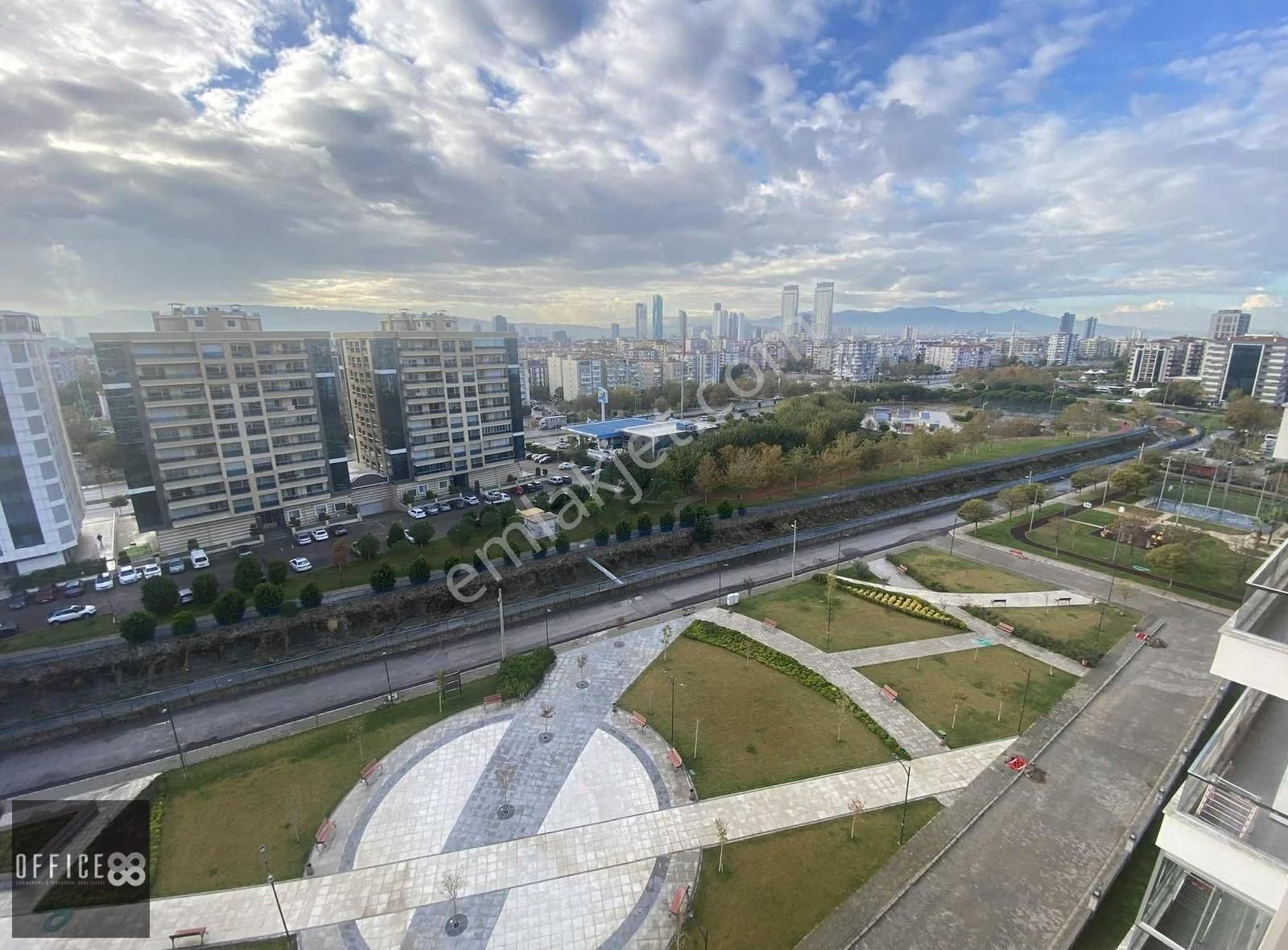 Trademark Tower'da Deniz Manzaralı, Havuzlu Güvenlikli Kiralık - Görsel 6