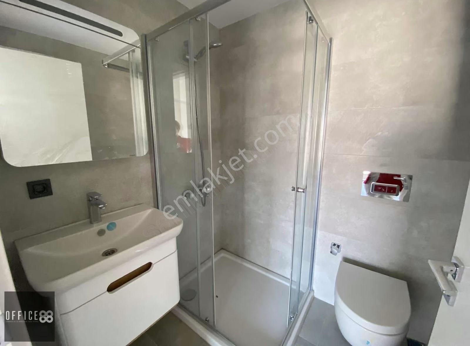 Trademark Tower'da Deniz Manzaralı, Havuzlu Güvenlikli Kiralık - Görsel 9