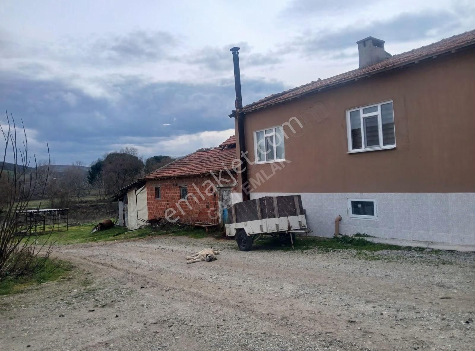 ""gazi Emlak""büyükpaşa Köyünde 2.108 M Arsa İçi 3 Daire + Ahır - Görsel 25