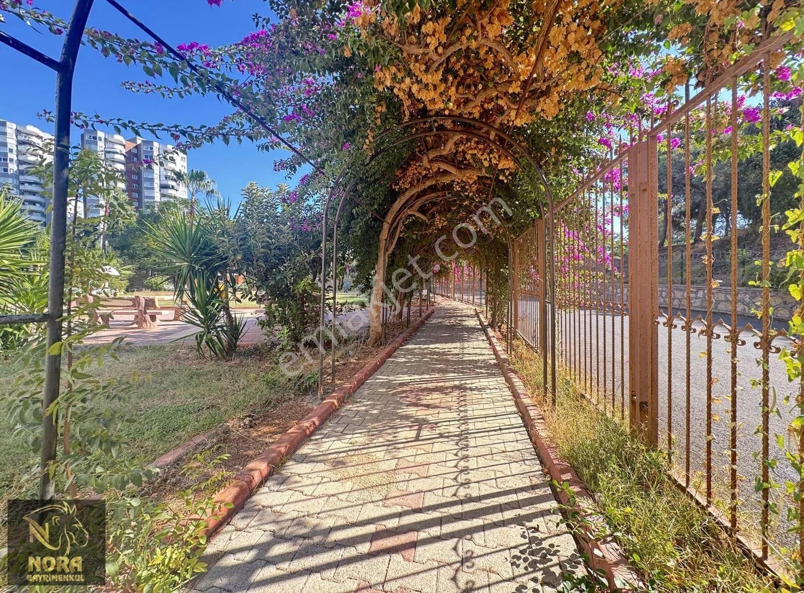 Nora'dan Denize Yürüme Mesafesinde Site İçi Geniş Satılık 1+1 - Görsel 13