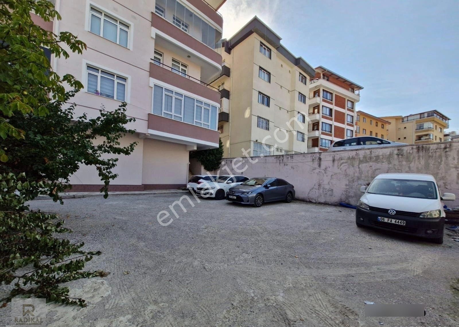 Birlik Mahallesi 467. Cadde Üzeri Katta 3+1 Satılık Full Yapılı Özel Mimari Daire ....... - Görsel 9