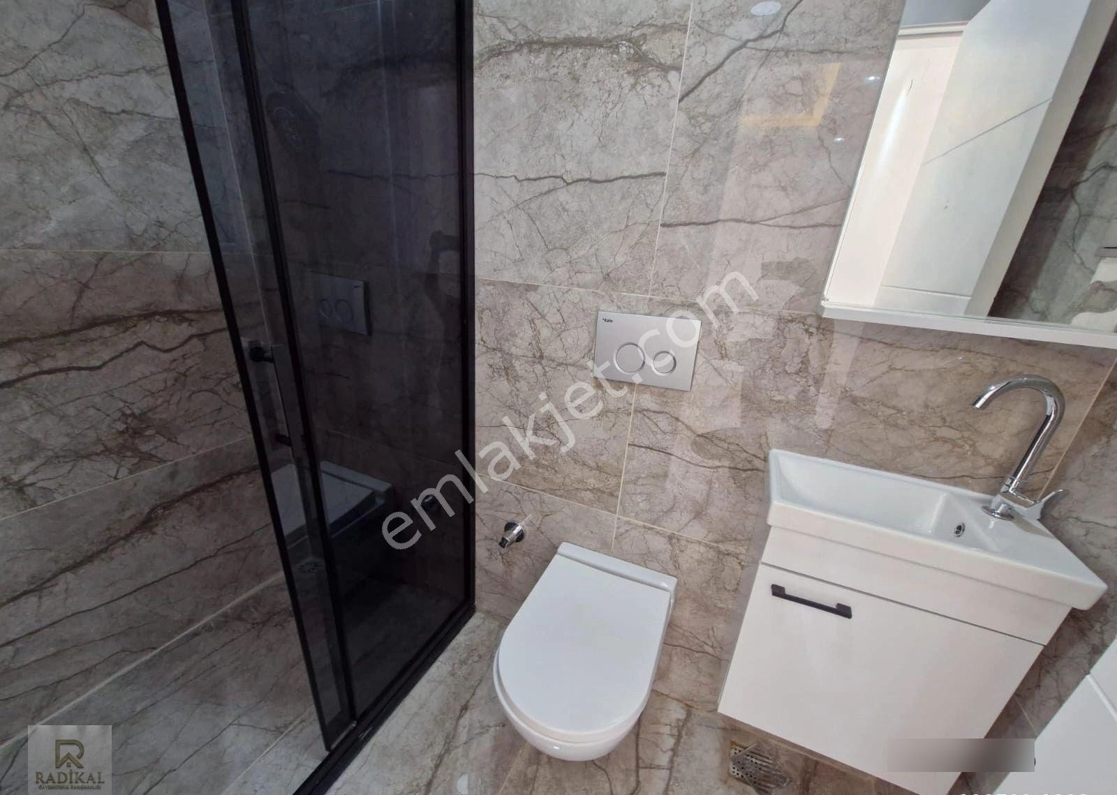 Birlik Mahallesi 467. Cadde Üzeri Katta 3+1 Satılık Full Yapılı Özel Mimari Daire ....... - Görsel 4