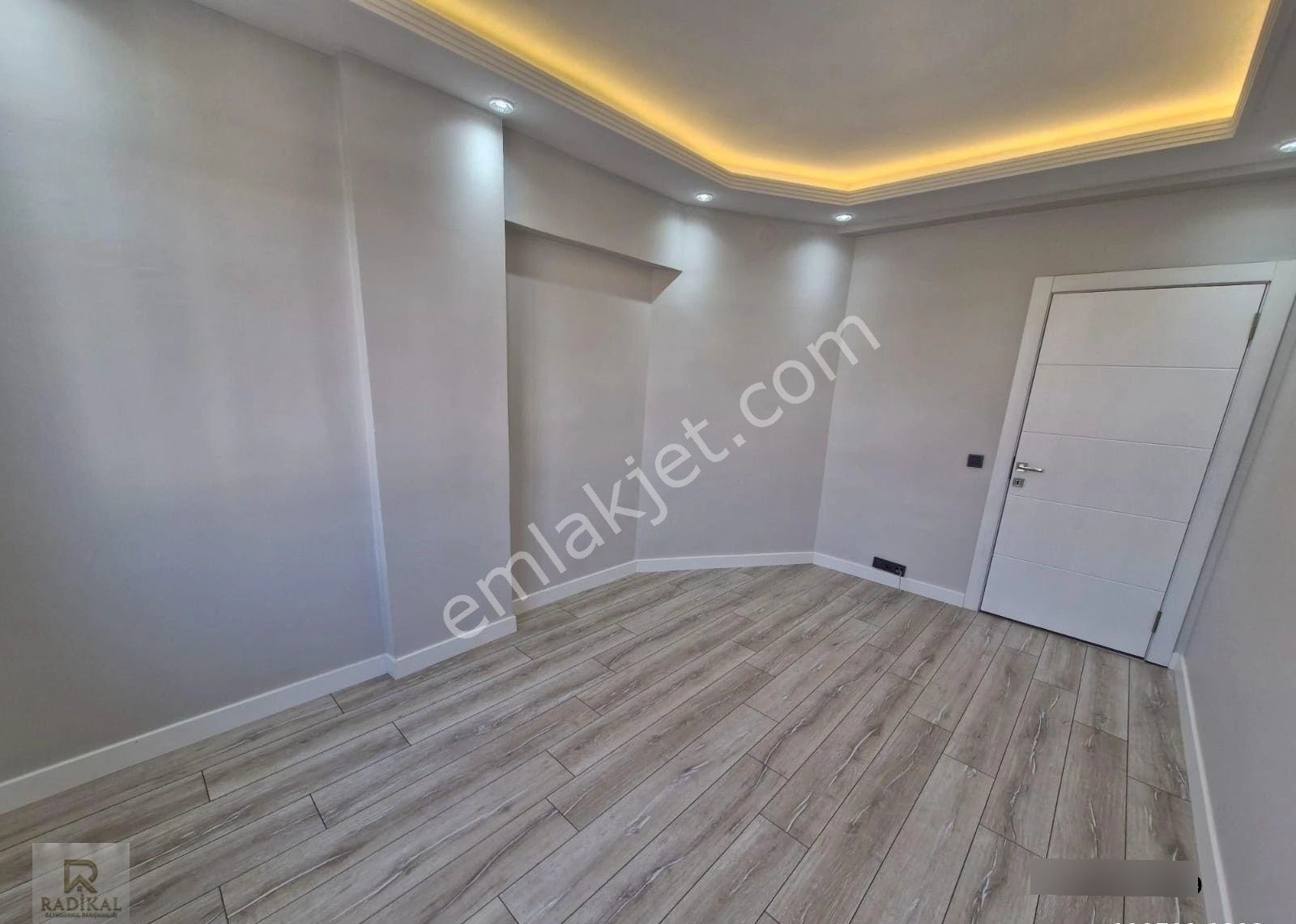 Birlik Mahallesi 467. Cadde Üzeri Katta 3+1 Satılık Full Yapılı Özel Mimari Daire ....... - Görsel 5