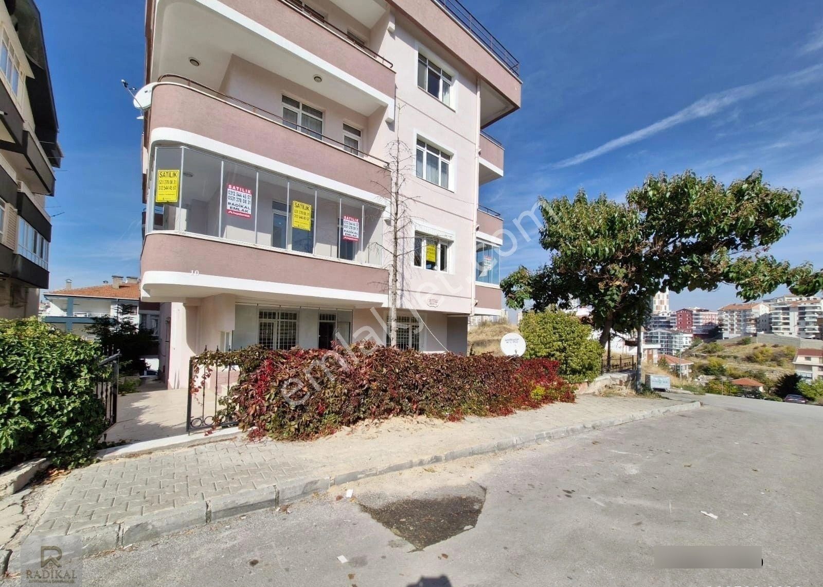 Birlik Mahallesi 467. Cadde Üzeri Katta 3+1 Satılık Full Yapılı Özel Mimari Daire ....... - Görsel 21