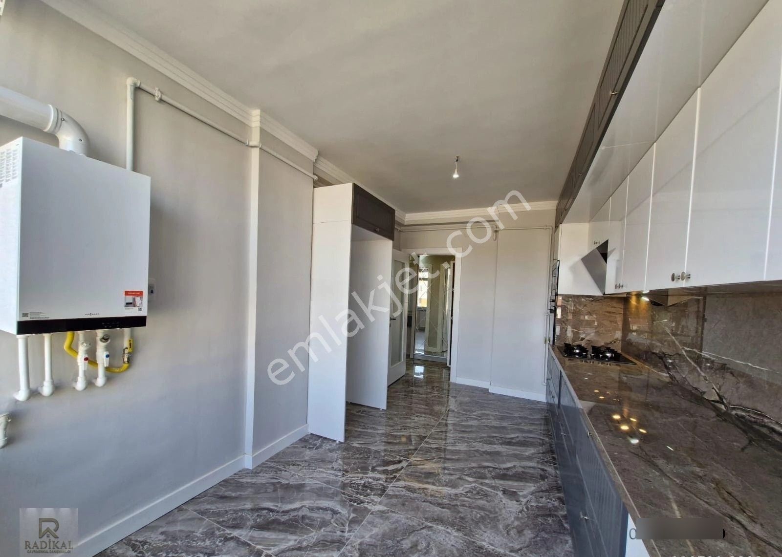 Birlik Mahallesi 467. Cadde Üzeri Katta 3+1 Satılık Full Yapılı Özel Mimari Daire ....... - Görsel 14