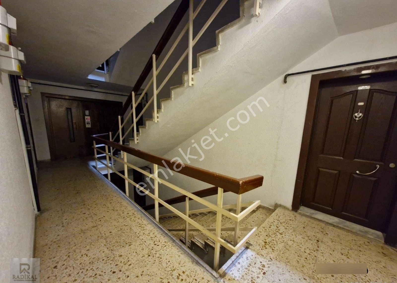 Birlik Mahallesi 429. Cadde'de Nilkent Sitesi A Blok 3cü Katta Full Eşyalı Kiralık 3,5+1 Daire ... - Görsel 13