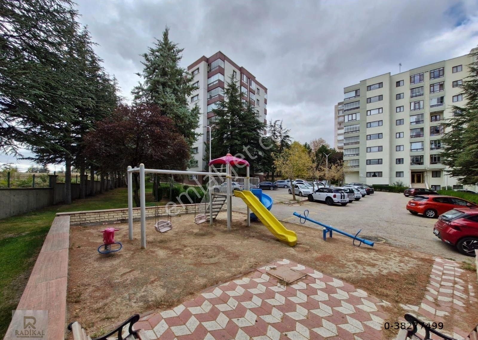 Birlik Mahallesi 429. Cadde'de Nilkent Sitesi A Blok 3cü Katta Full Eşyalı Kiralık 3,5+1 Daire ... - Görsel 29