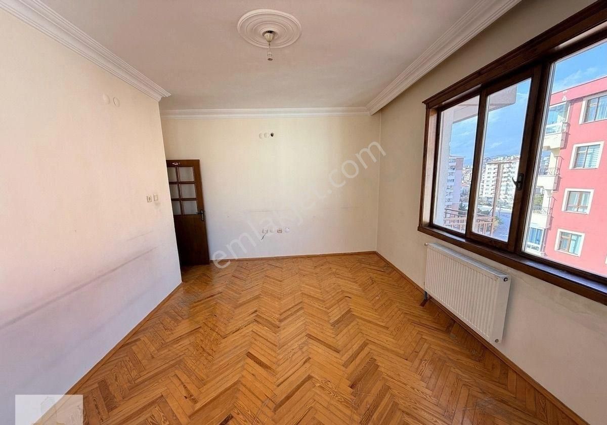 Uğur Emlak’tan Bosna Servis Güzergahları Üzeri 3+1 Kiralık Daire - Görsel 3