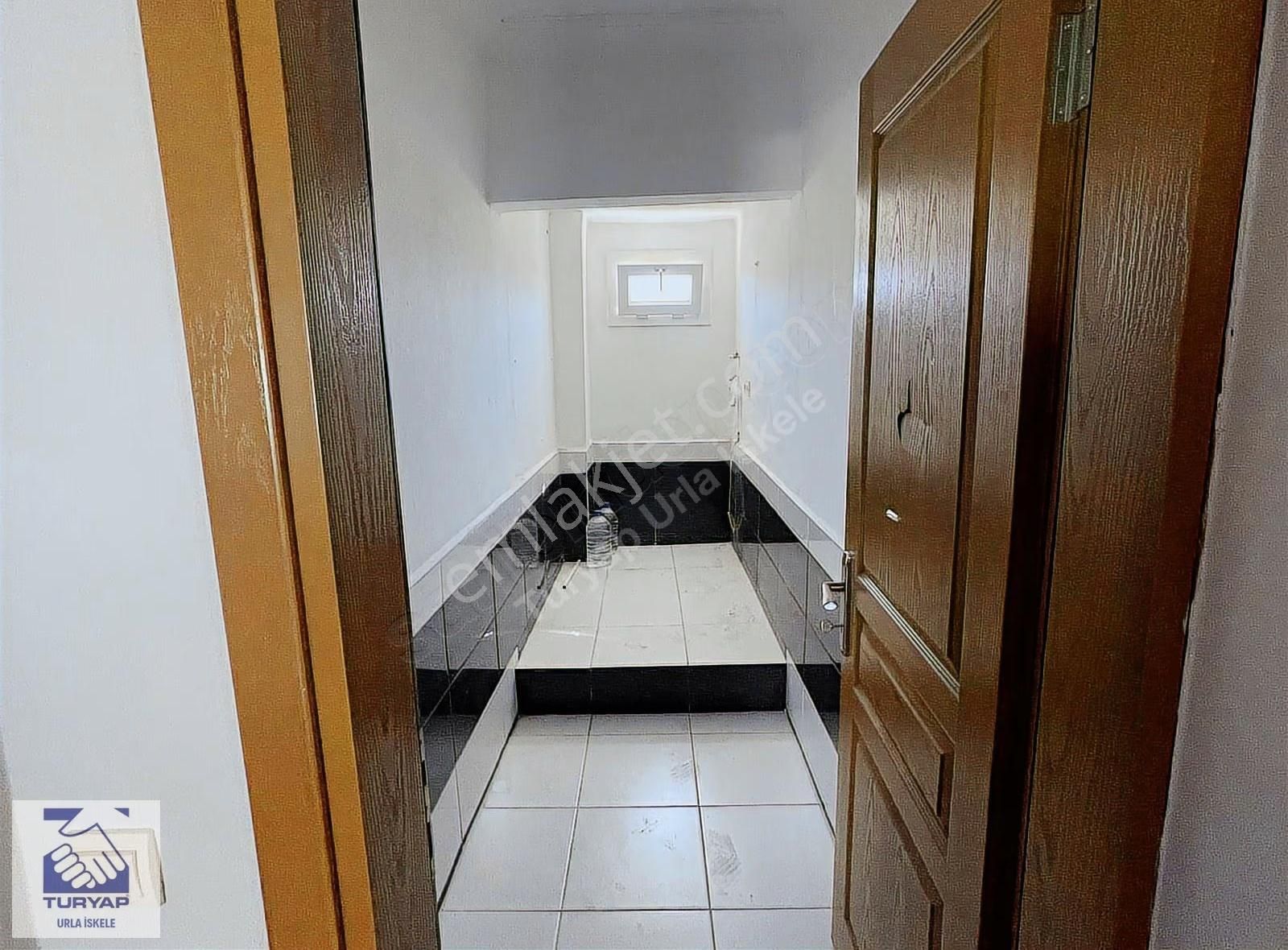 İskele Atatürk Mahallesi Kiralık 2+1 Daire - Görsel 9