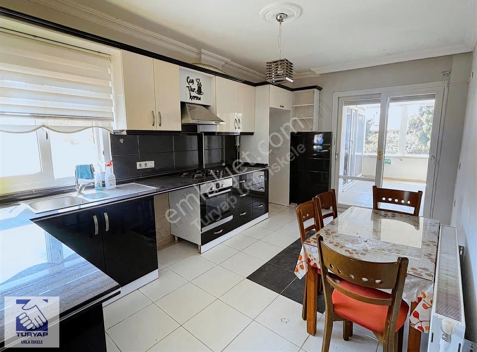İskele Atatürk Mahallesi Kiralık 2+1 Daire - Görsel 2