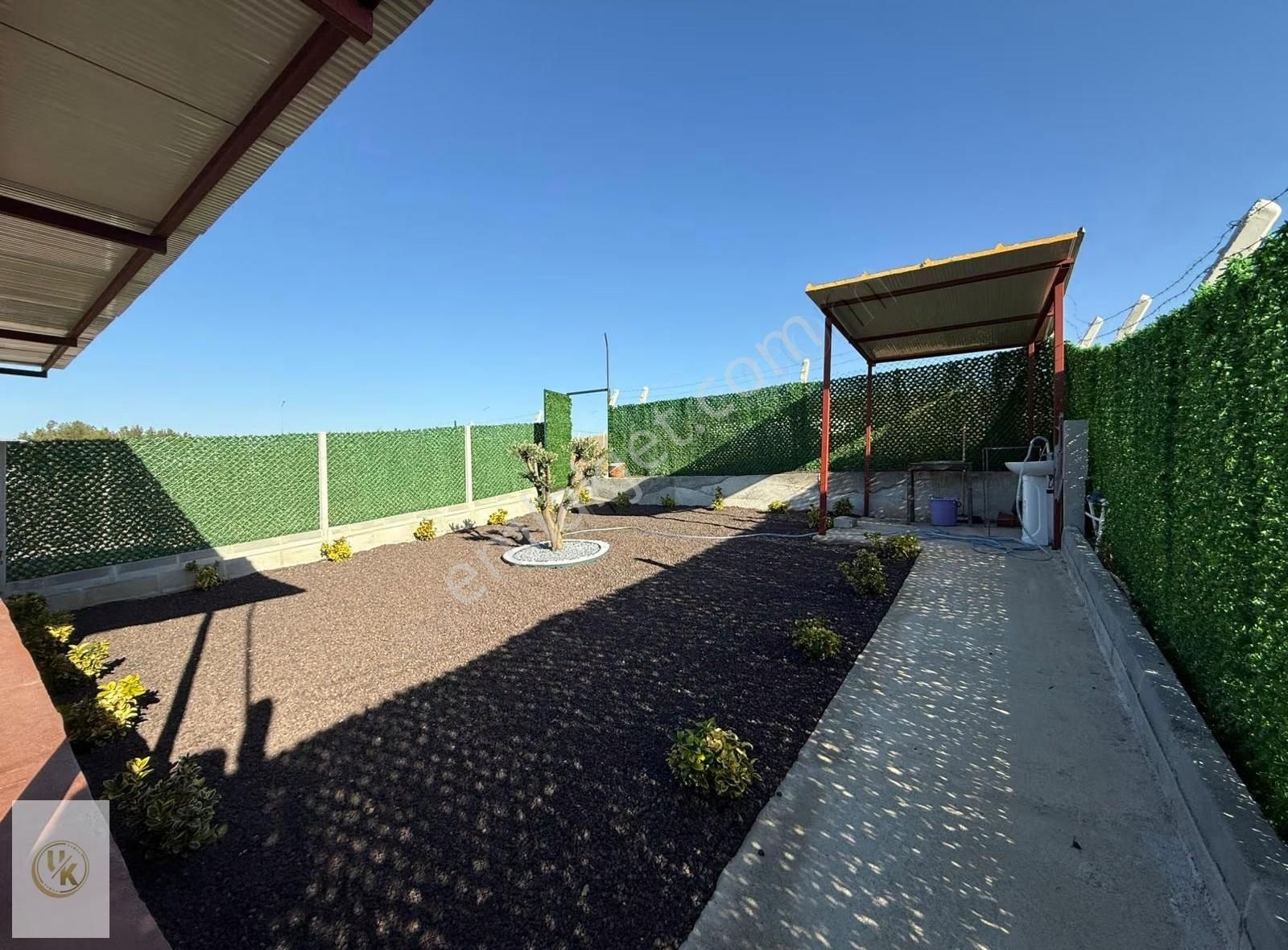 Bayramhacılı'da/blv Üzeri/130 M2/21 M2 Konteyner/elektrik+su Var - Görsel 3