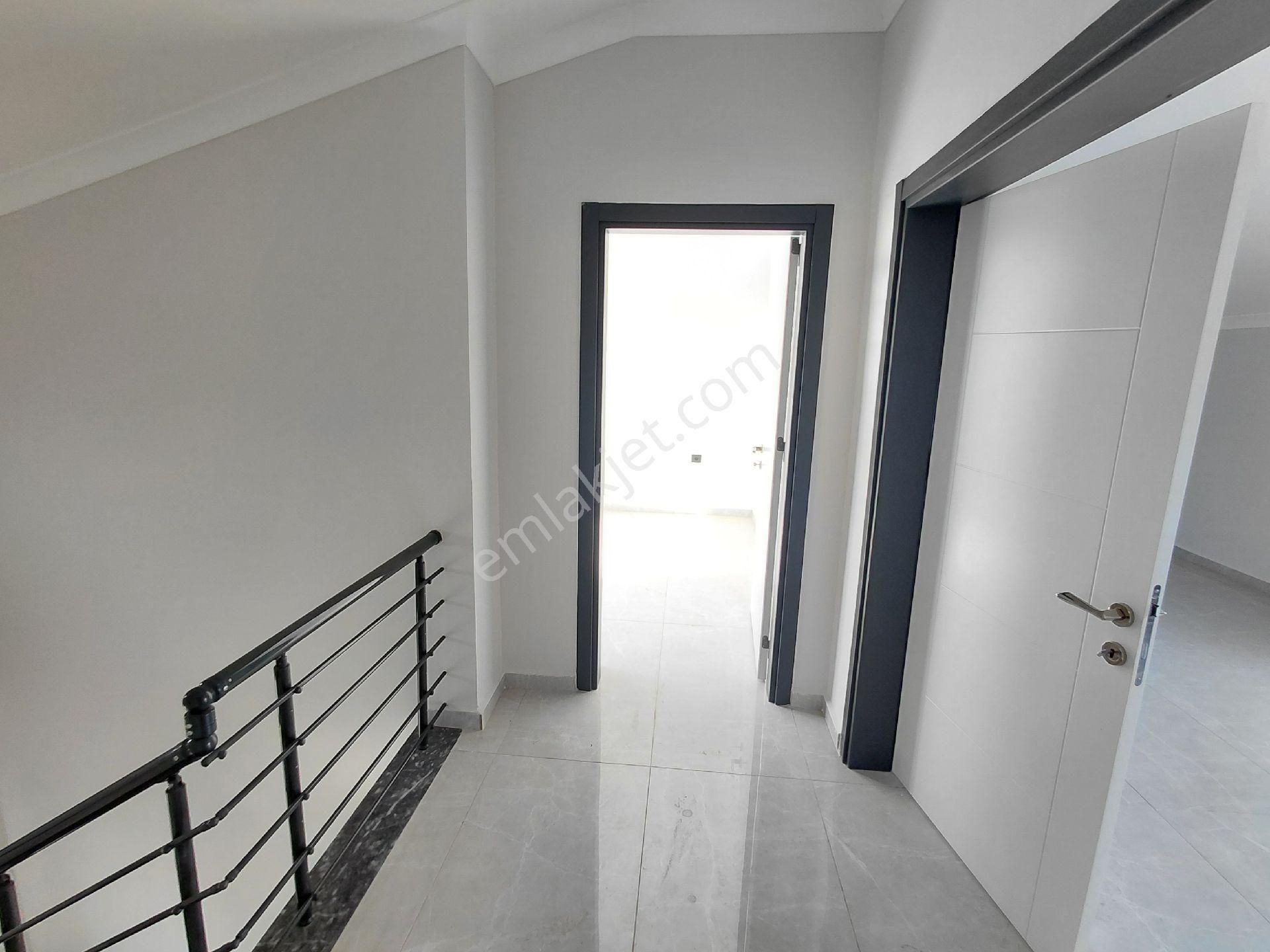 Didim Efeler Mahallesinde Tam Müstakil 5+1villa - Görsel 24