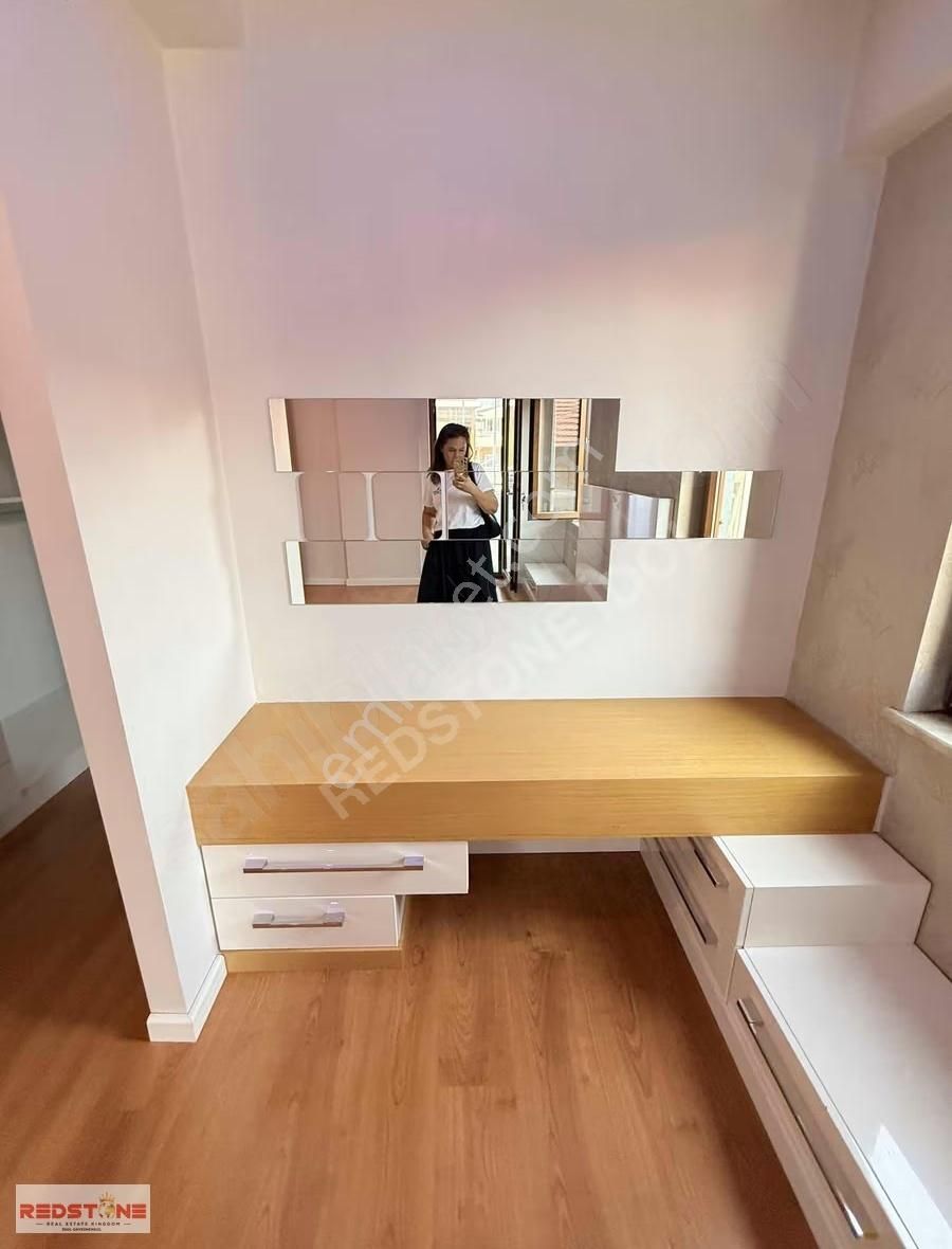 Kıbrısşehitler Caddesinde 4+1 210 M² Mobilyalı Satılık Daire