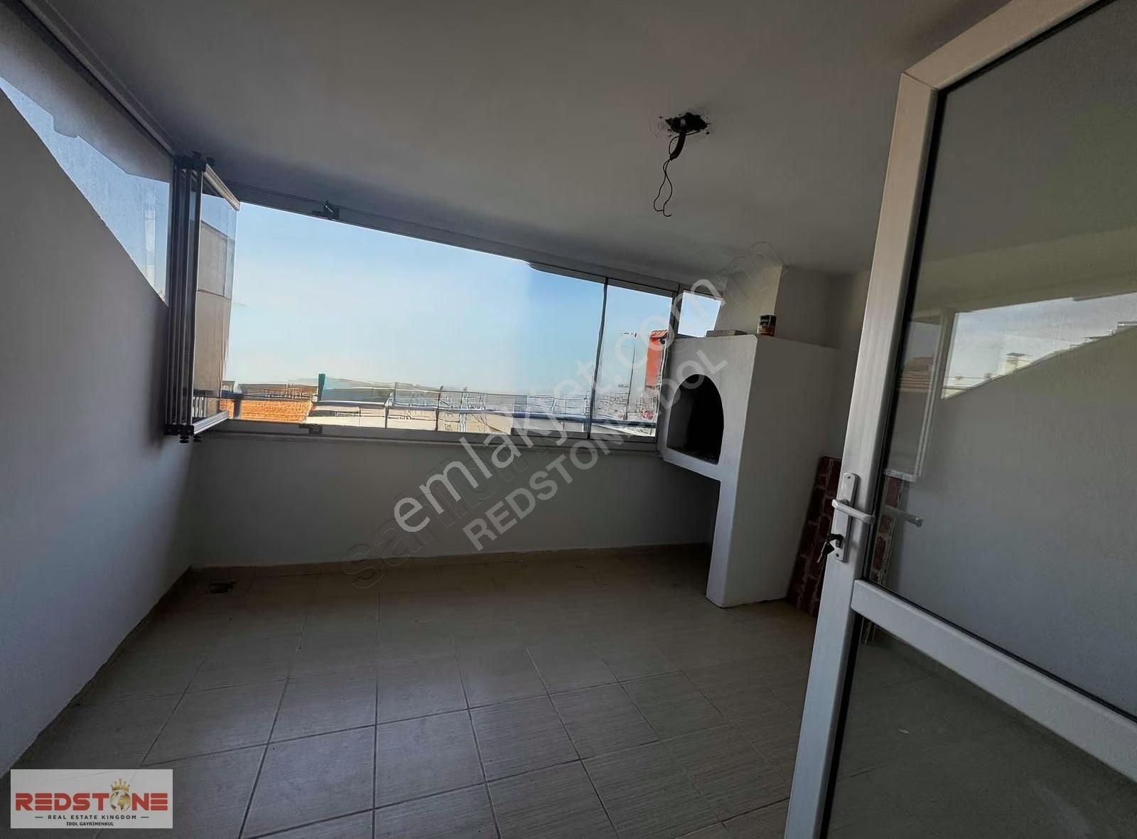 Redstone İdol'den Zeytinköy'de Fırsat Dubleks 3+1