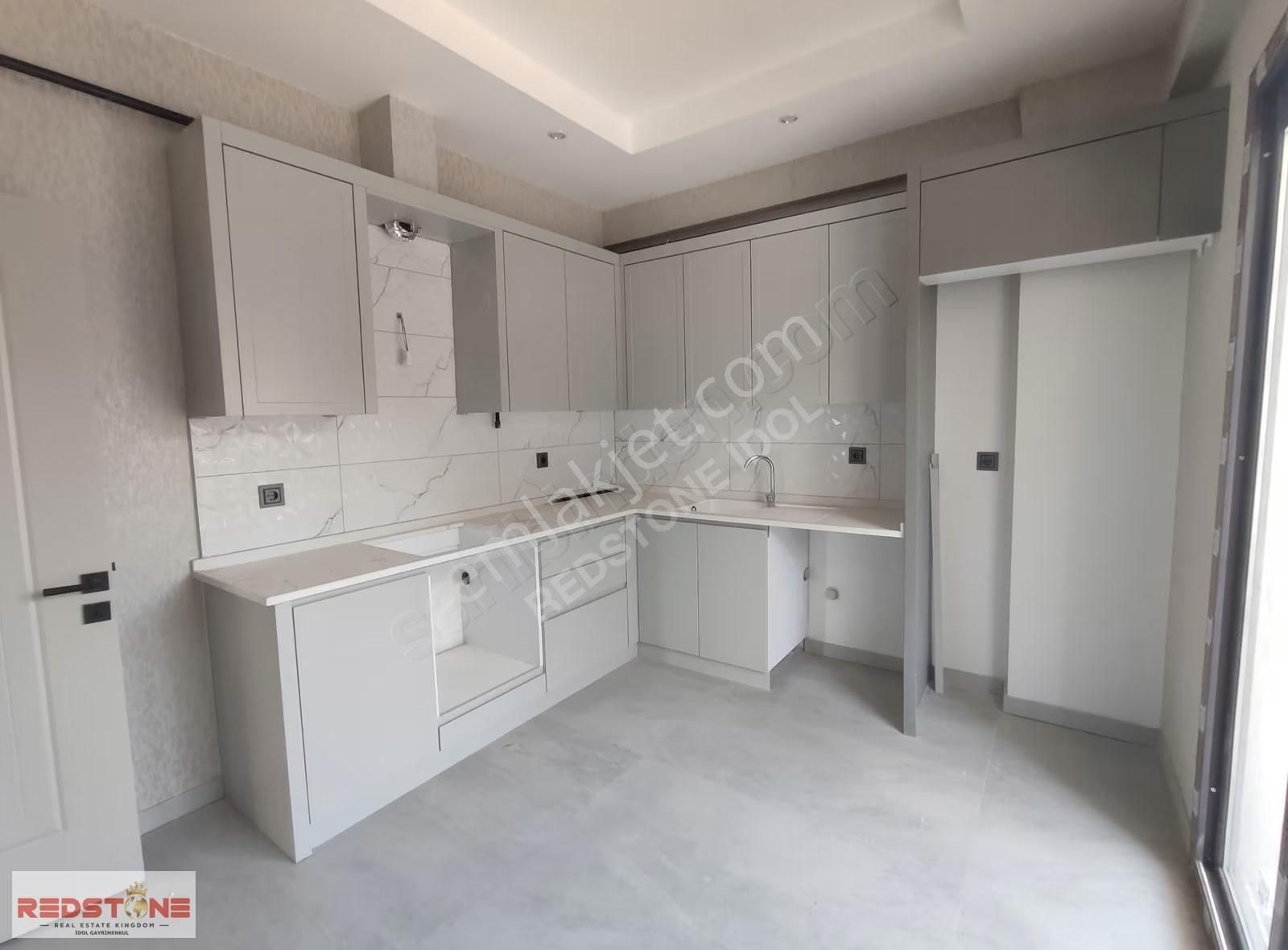 Redstone İdol'den Ebeveyn Bayolu 2+1 Satılık Daire