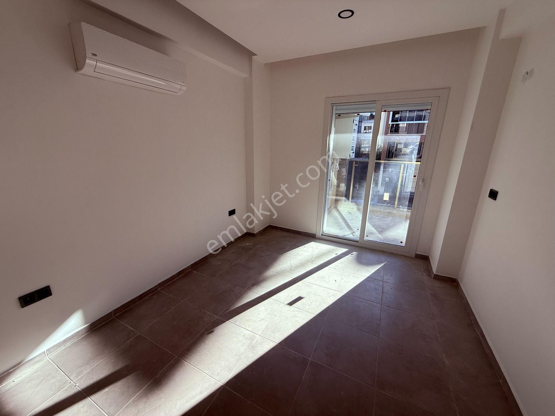 Merkezde Kiralık Ebeveyn Banyolu Sıfır Lüx 1+1 Daire - Görsel 14