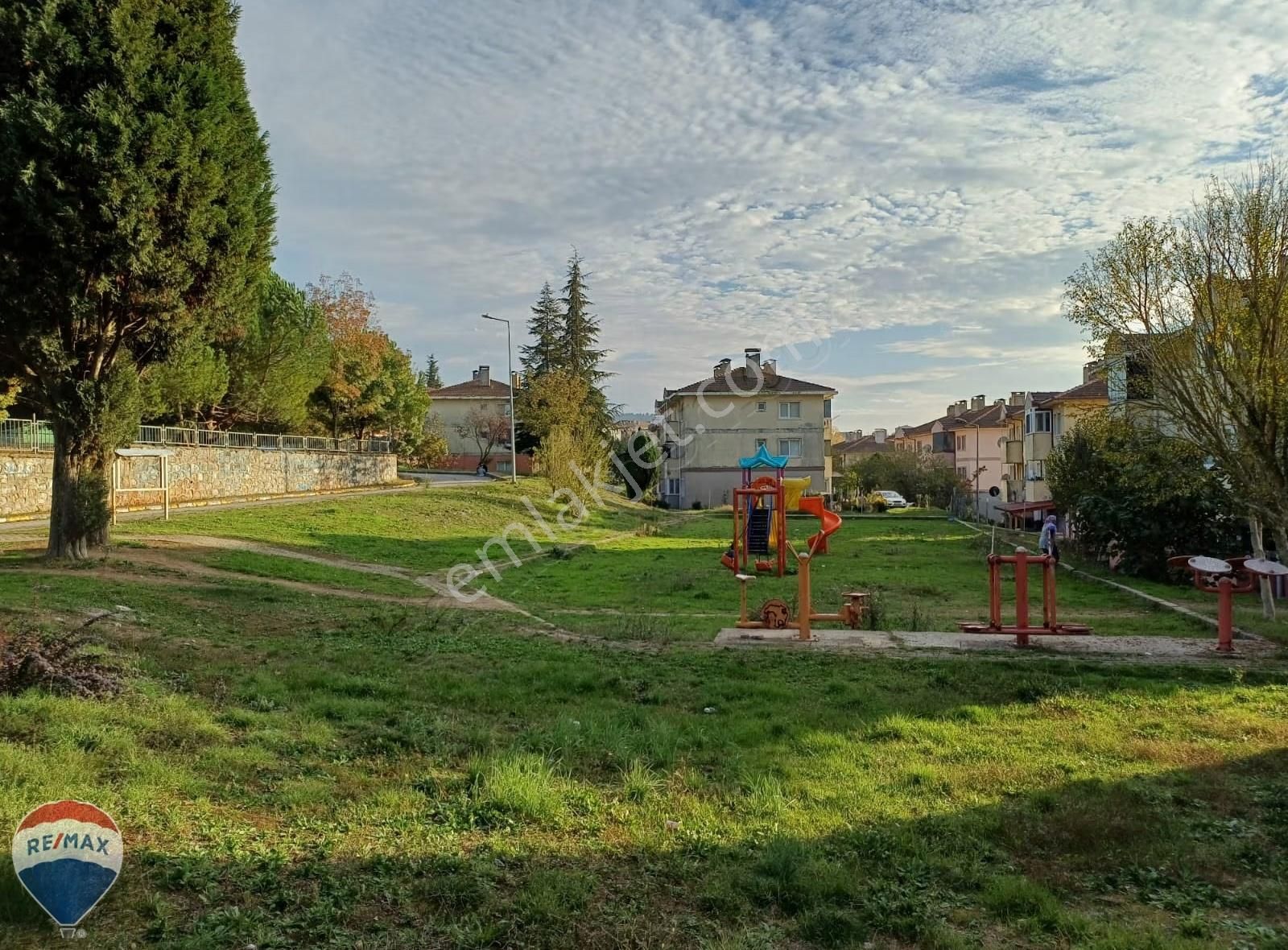 Remax Rıdvan Gedik Ferizli Devlet Mahallesinde 3+1 Kiralık Daire - Görsel 17