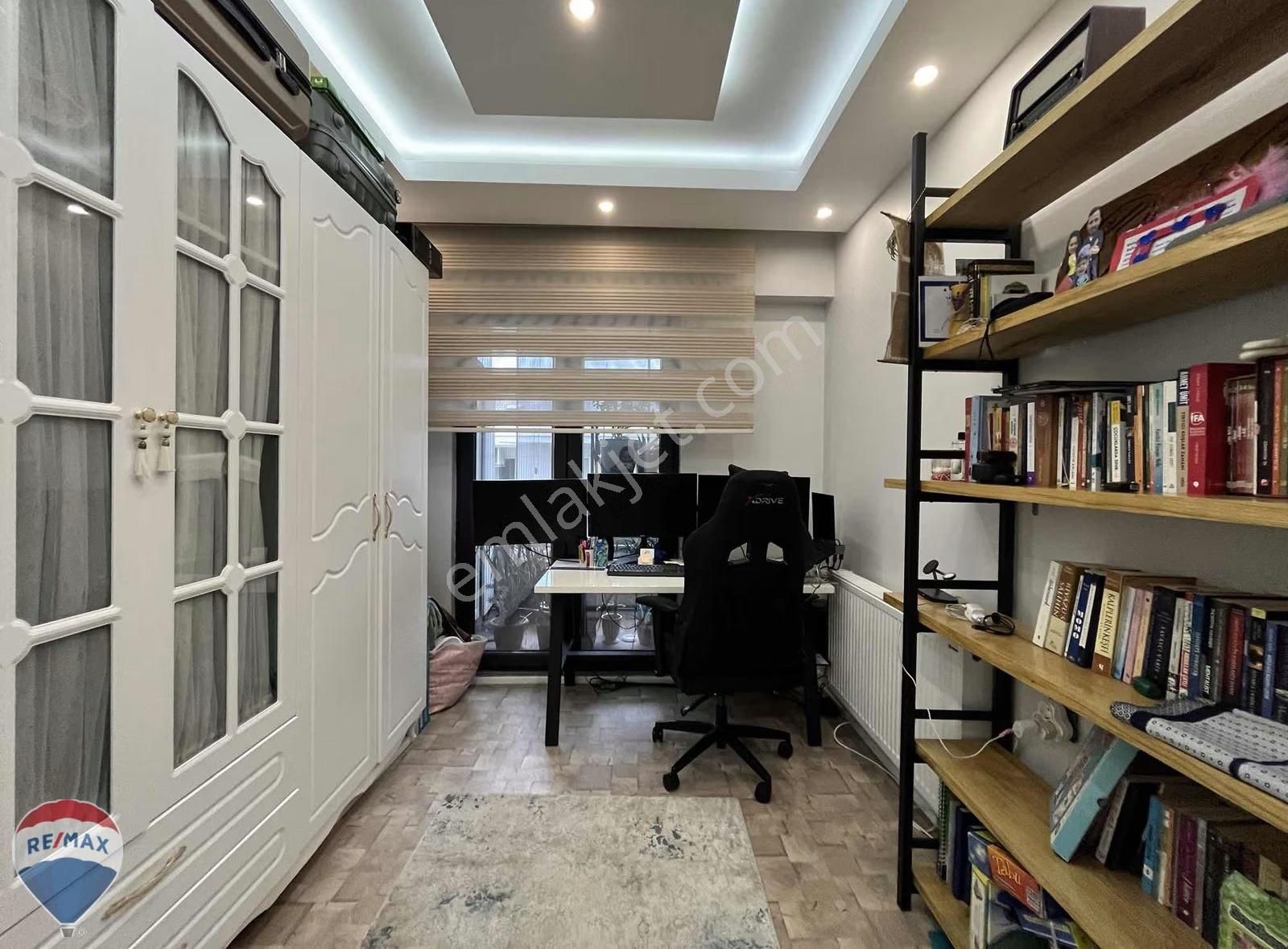 Erenler'in Gözde Noktasında Modern Tasarımlı 3+1 Daire - Görsel 13