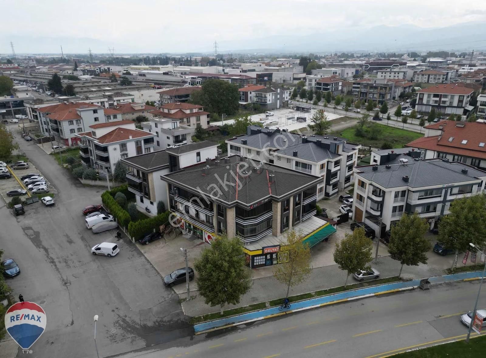 Erenler'in Gözde Noktasında Modern Tasarımlı 3+1 Daire - Görsel 17