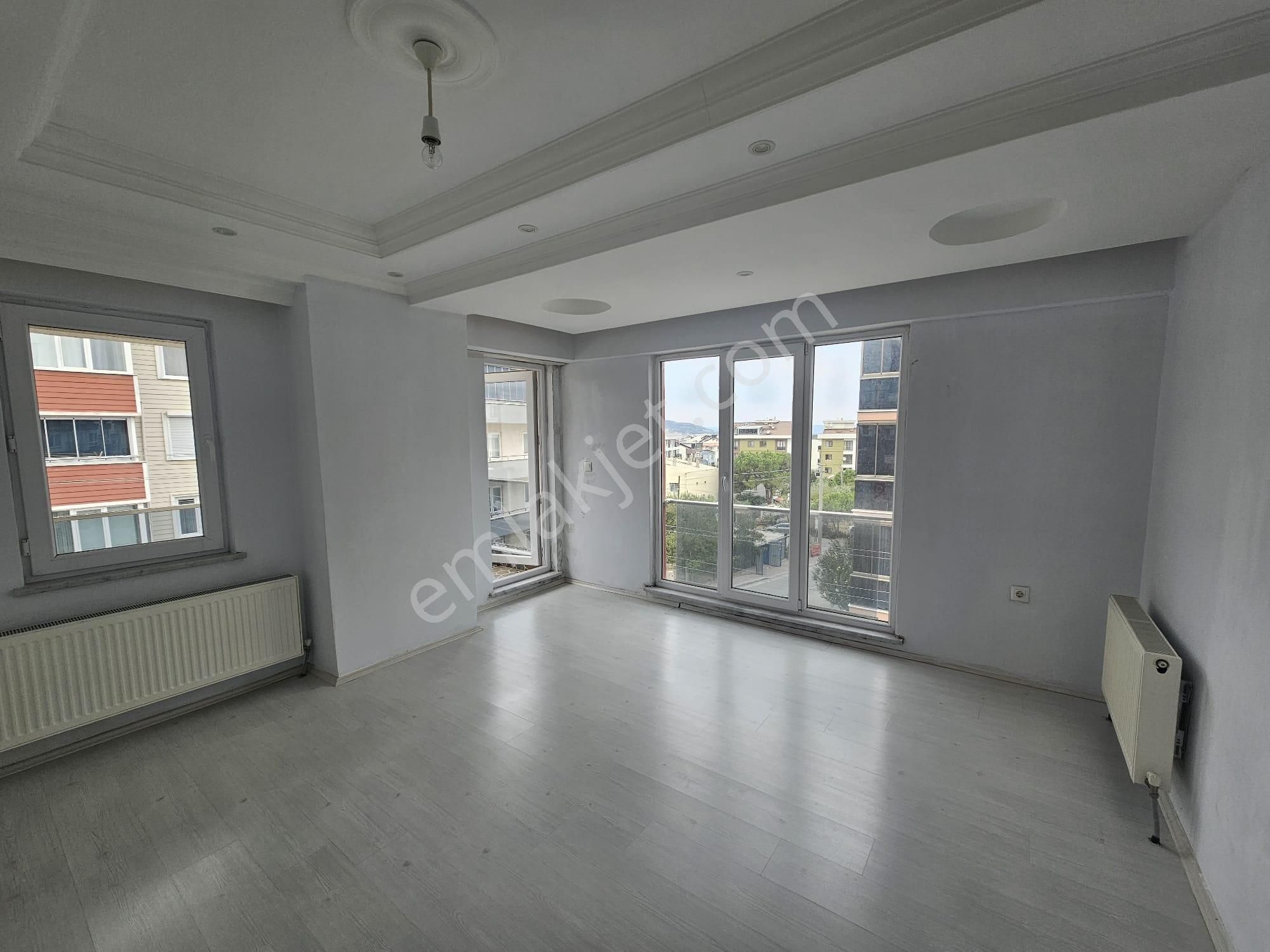 Çanakkale Kepez Çomü Diş Hekimliği Fak. Yakın Kiralık 2+1 Daire. - Görsel 4