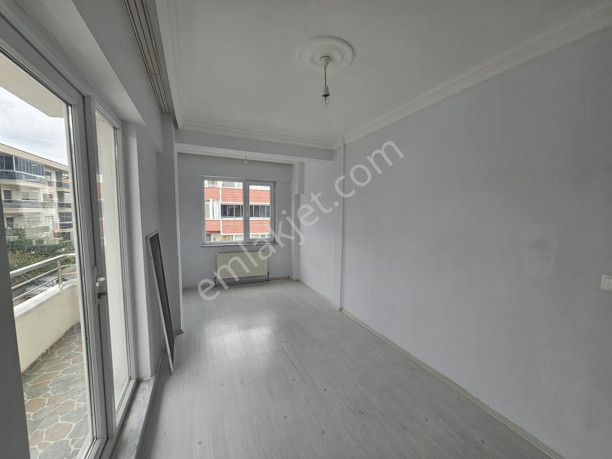 Çanakkale Kepez Çomü Diş Hekimliği Fak. Yakın Kiralık 2+1 Daire. - Görsel 16