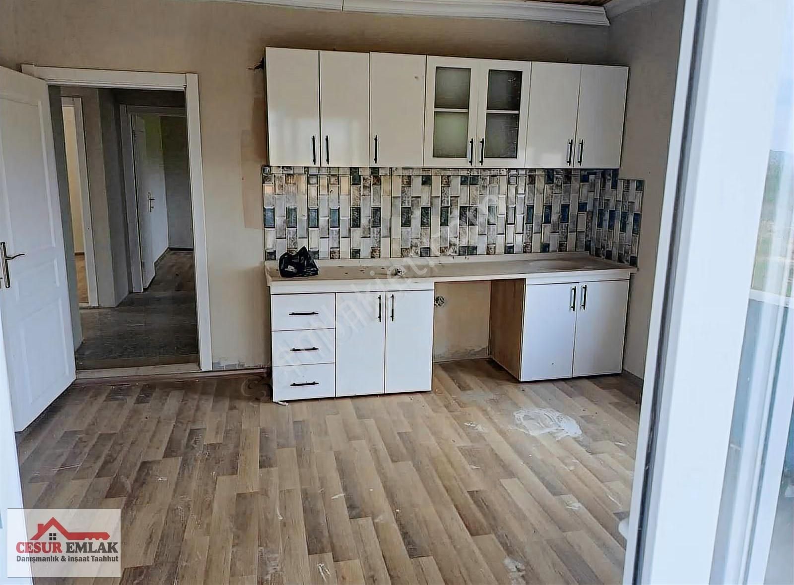 Cesurdan Satılık Korkuteli Bozovada Müstakil Ev - Görsel 2